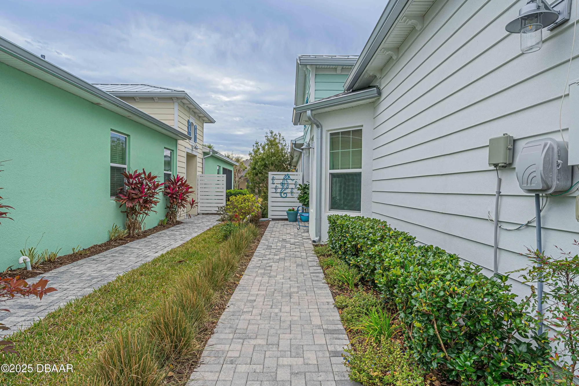 Property Slideshow image 9 of 57 | 220 sand bar ln, Daytona Beach, FL, 32124
