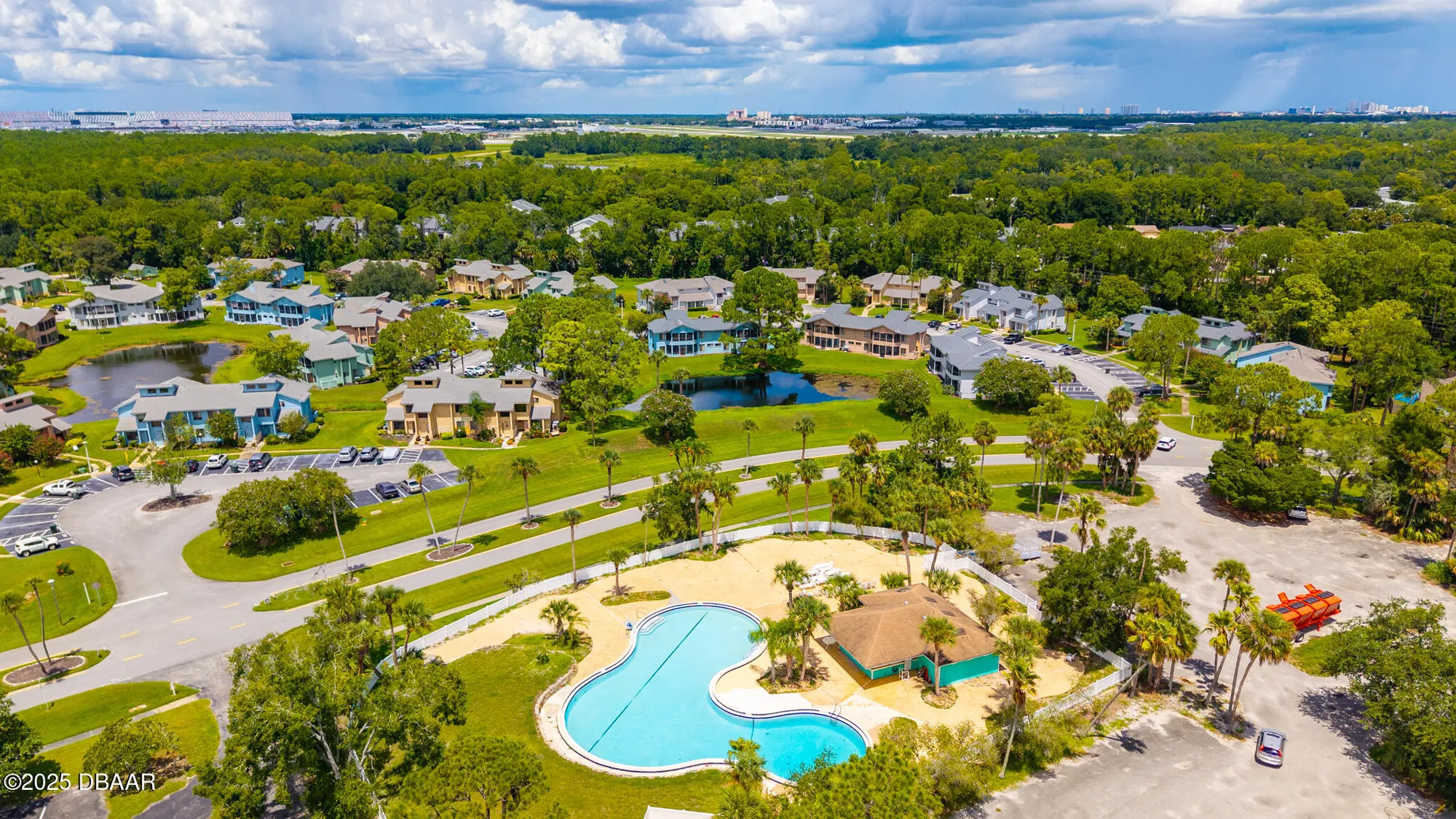 Property Slideshow image 33 of 35 | 150 blue heron dr b, Daytona Beach, FL, 32119