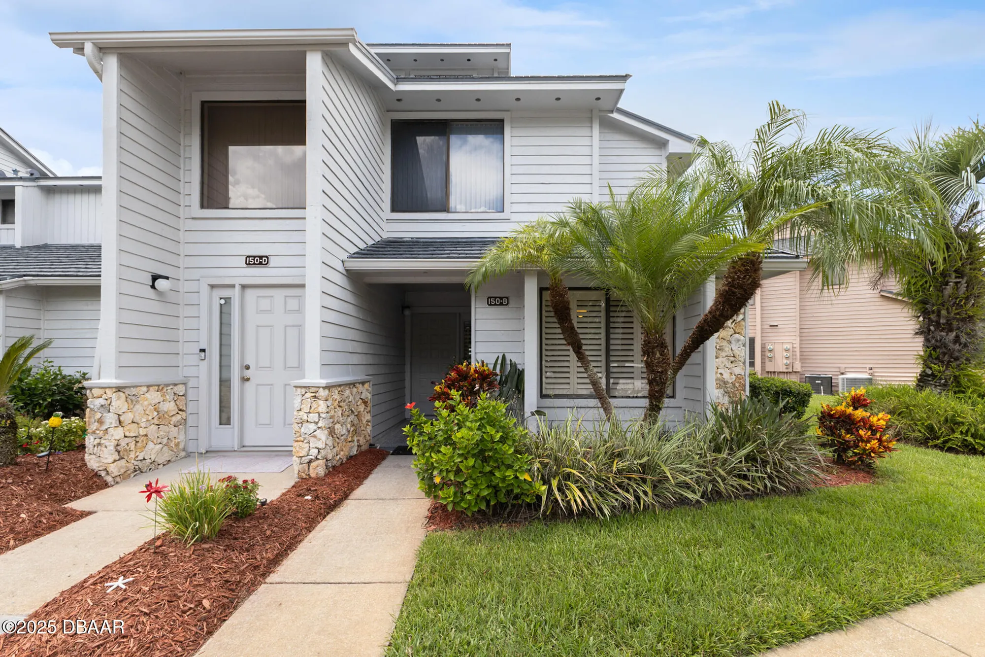 Property Slideshow image 1 of 35 | 150 blue heron dr b, Daytona Beach, FL, 32119