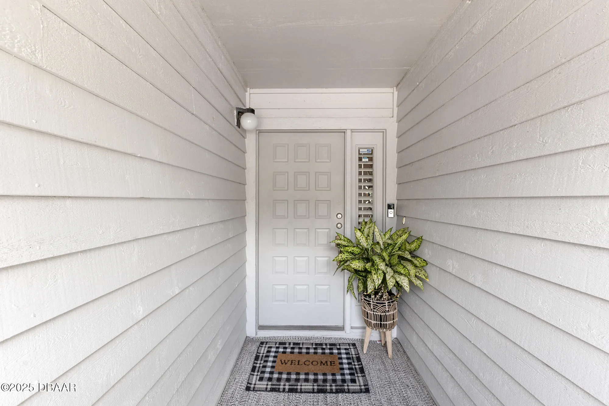 Property Slideshow image 6 of 35 | 150 blue heron dr b, Daytona Beach, FL, 32119