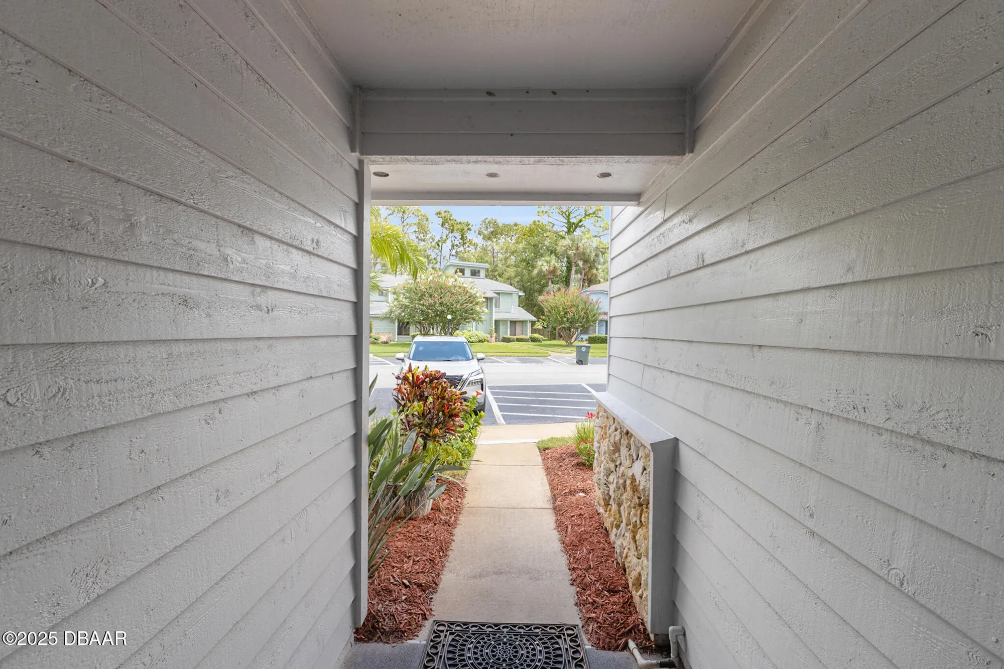 Property Slideshow image 7 of 35 | 150 blue heron dr b, Daytona Beach, FL, 32119