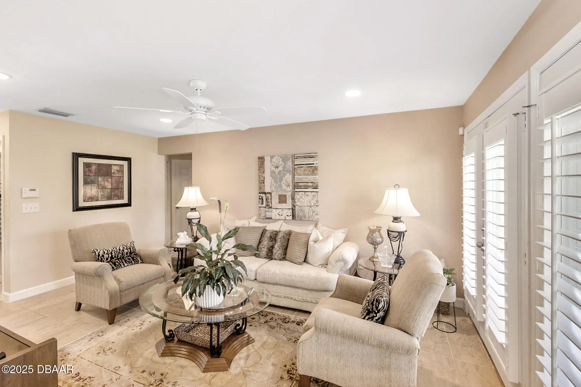 Property Slideshow image 12 of 35 | 150 blue heron dr b, Daytona Beach, FL, 32119