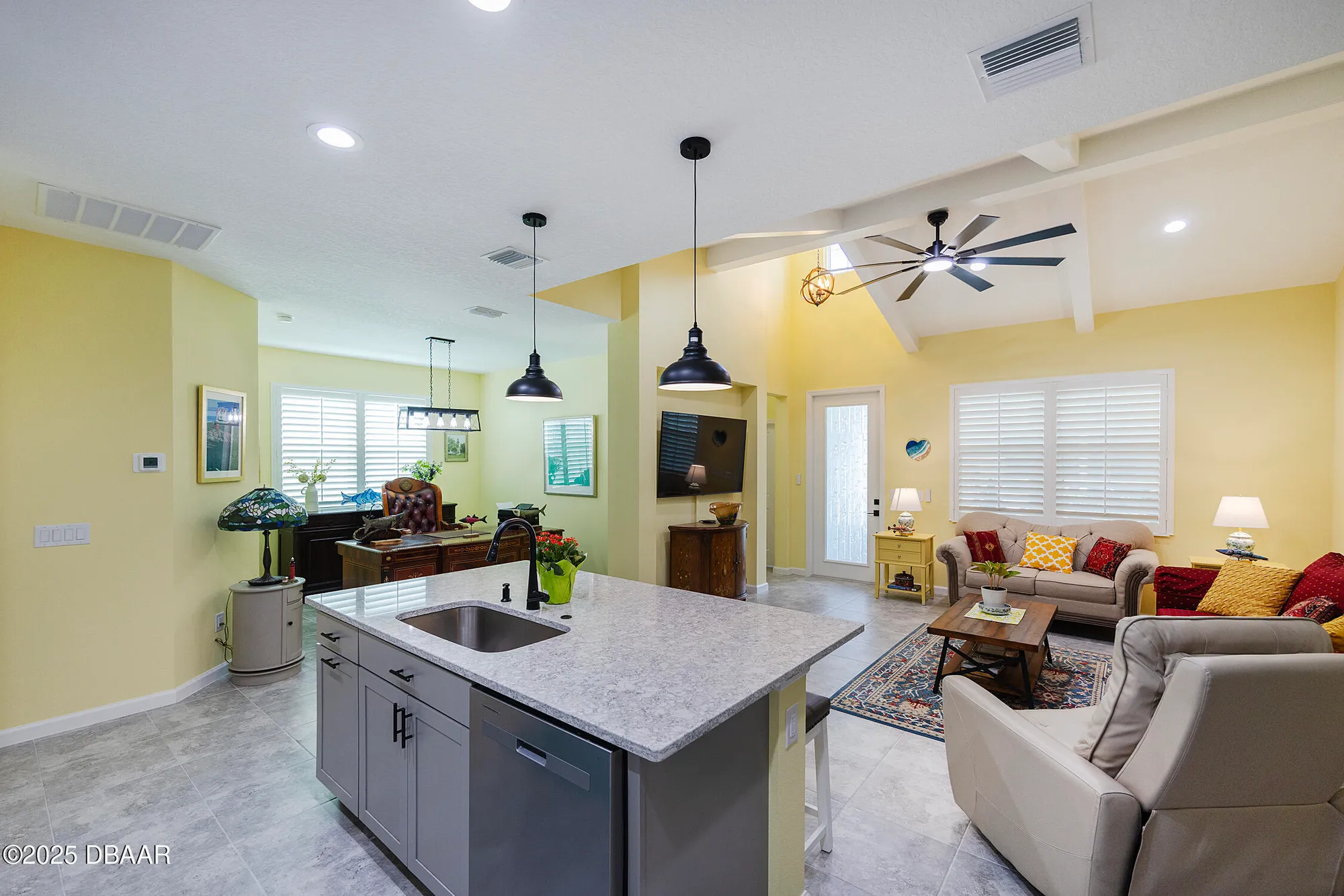 Property Slideshow image 25 of 92 | 192 gypsy palace ln, Daytona Beach, FL, 32124