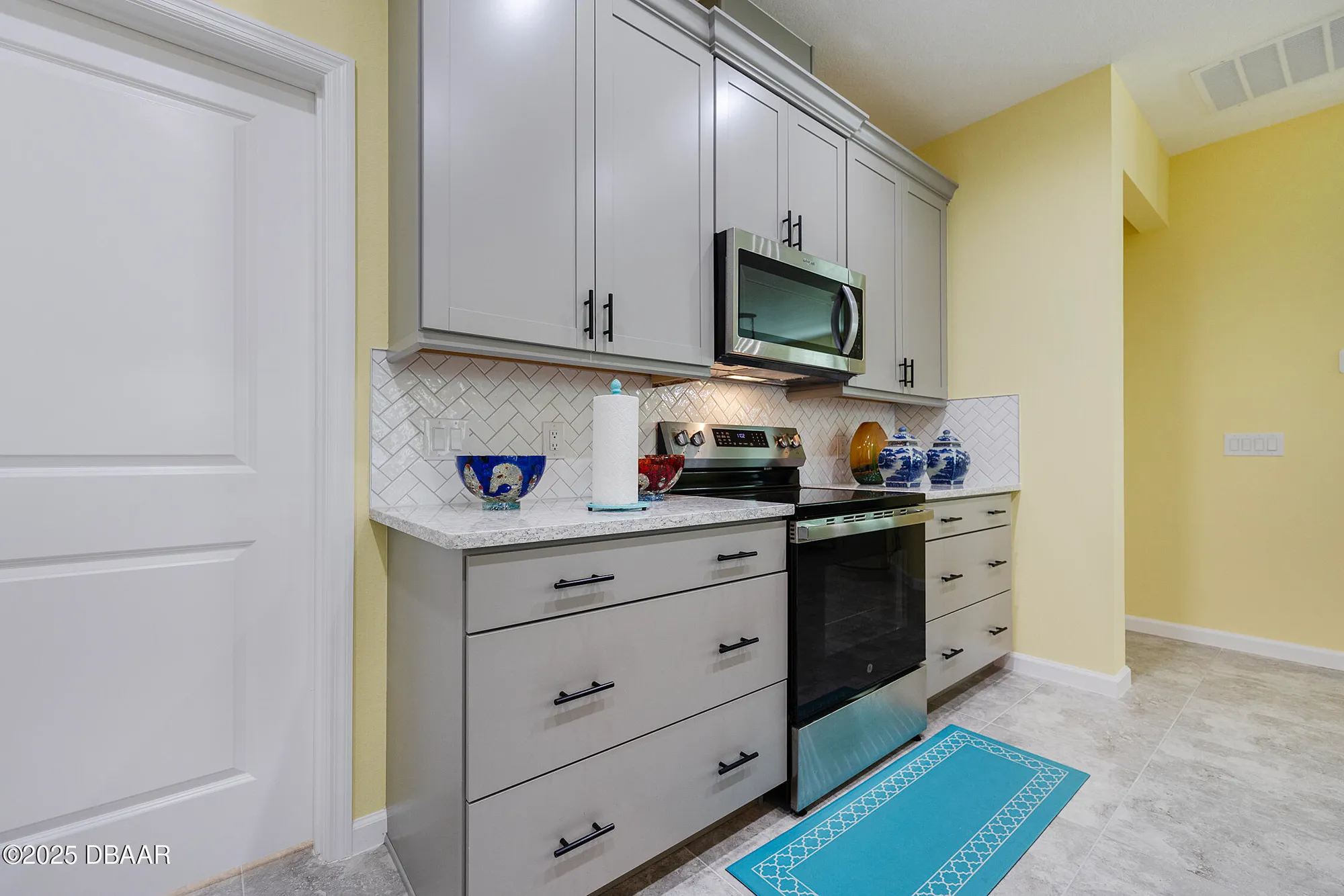 Property Slideshow image 27 of 92 | 192 gypsy palace ln, Daytona Beach, FL, 32124