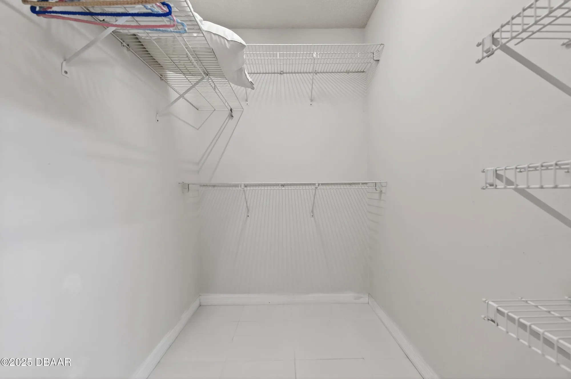 Property Slideshow image 19 of 28 | 320 bob white ct 3200, Daytona Beach, FL, 32119