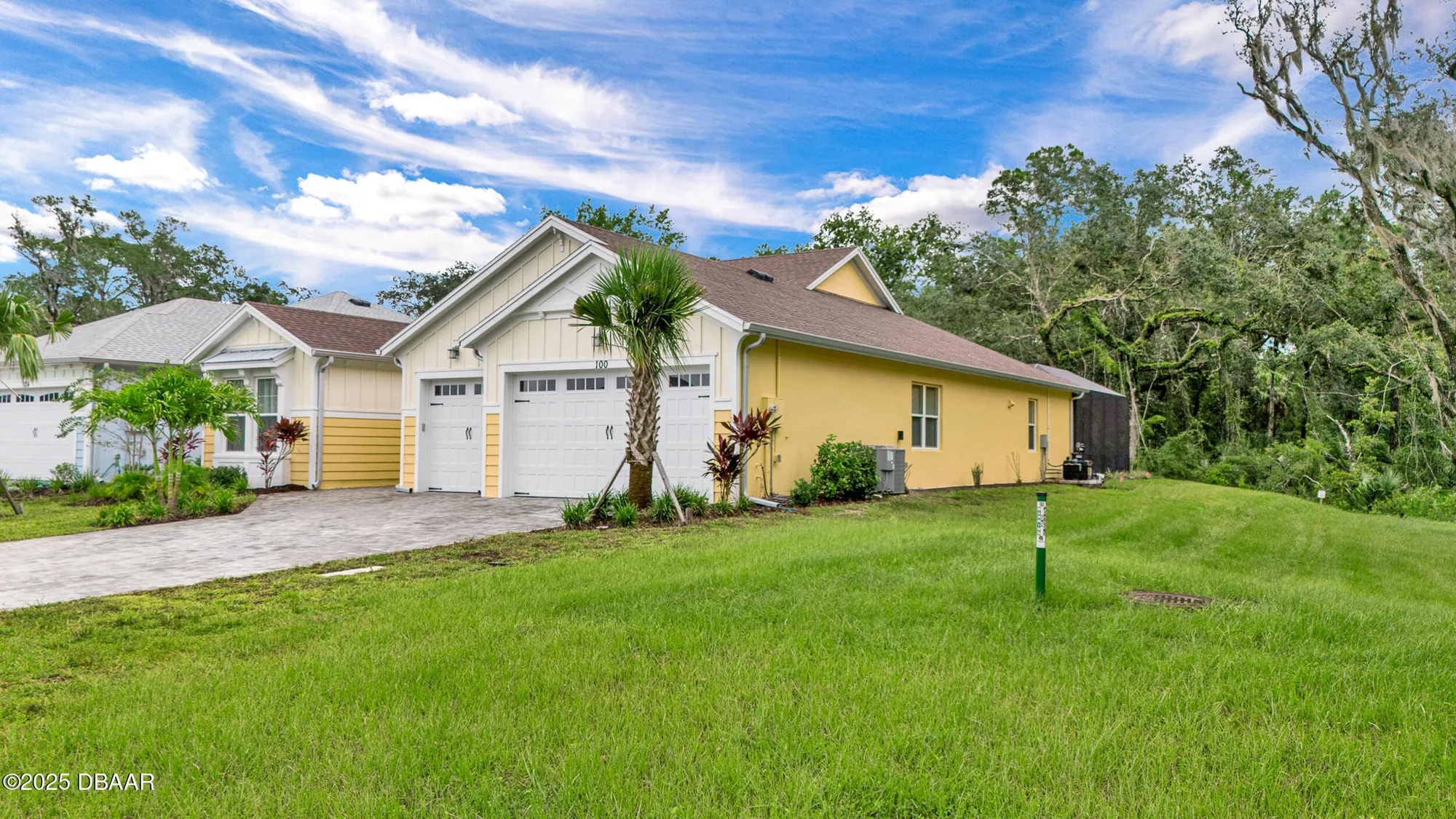 Property Slideshow image 4 of 37 | 100 hang loose way, Daytona Beach, FL, 32124