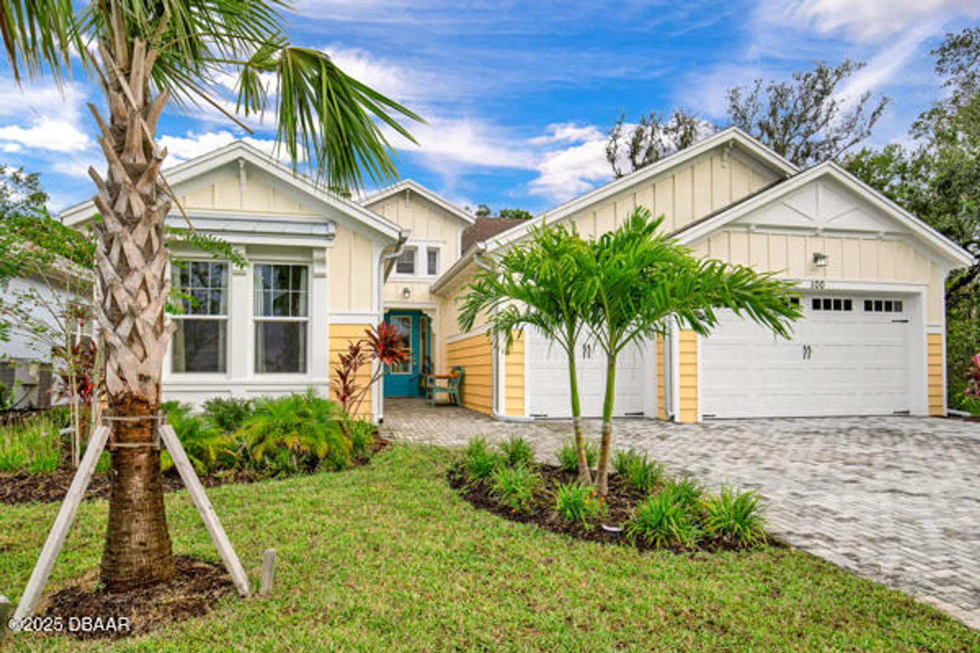 Property Slideshow image 2 of 37 | 100 hang loose way, Daytona Beach, FL, 32124