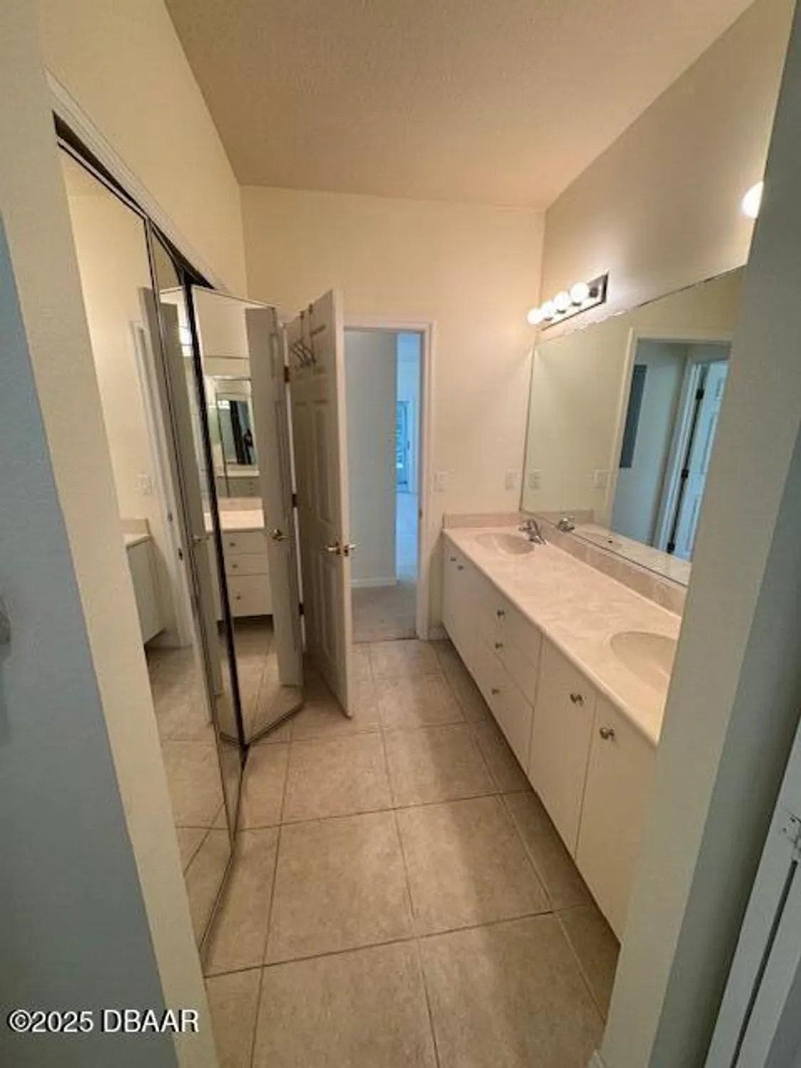 Property Slideshow image 15 of 28 | 45 magnolia dr, Ormond Beach, FL, 32174