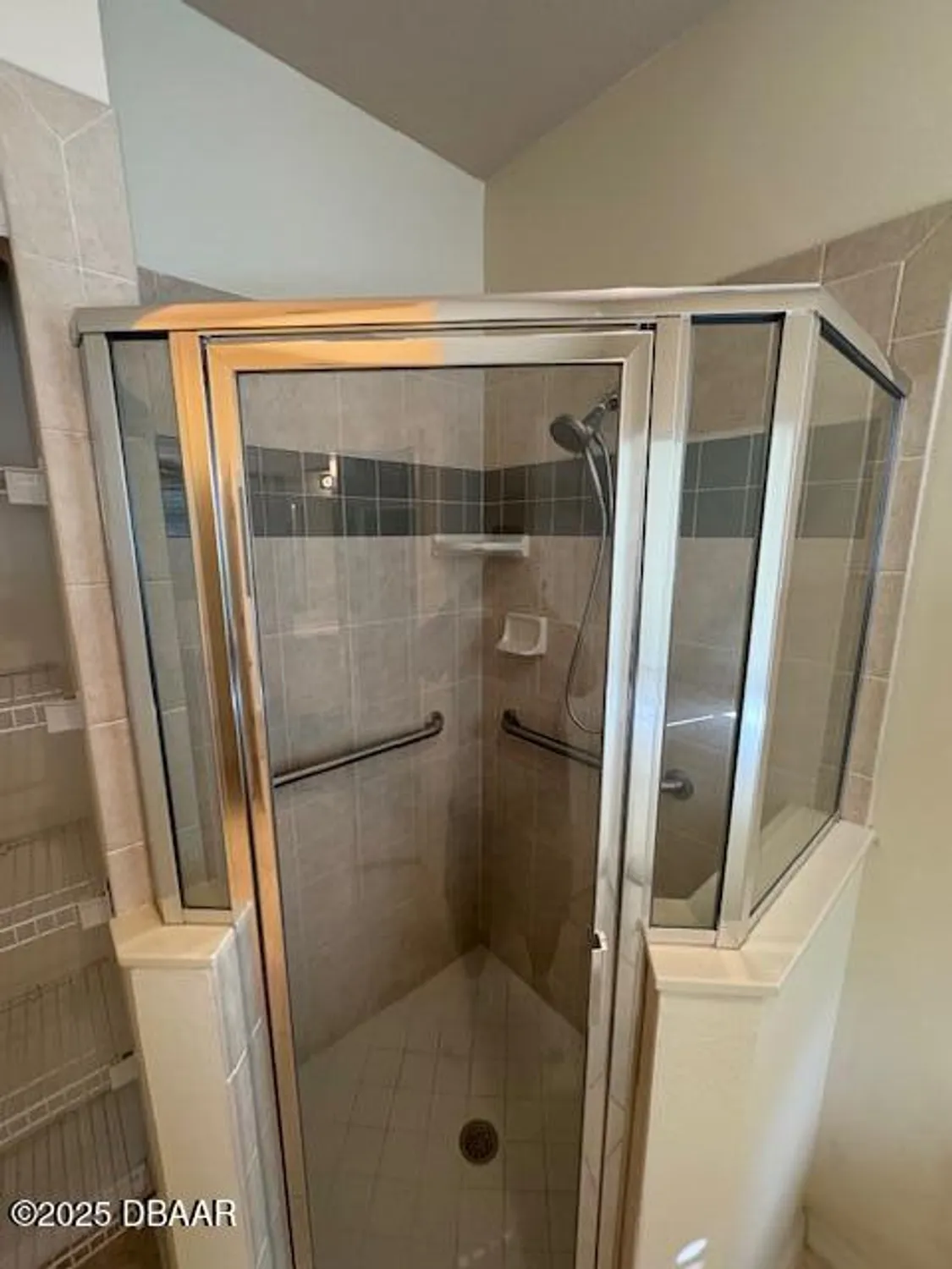 Property Slideshow image 16 of 28 | 45 magnolia dr, Ormond Beach, FL, 32174