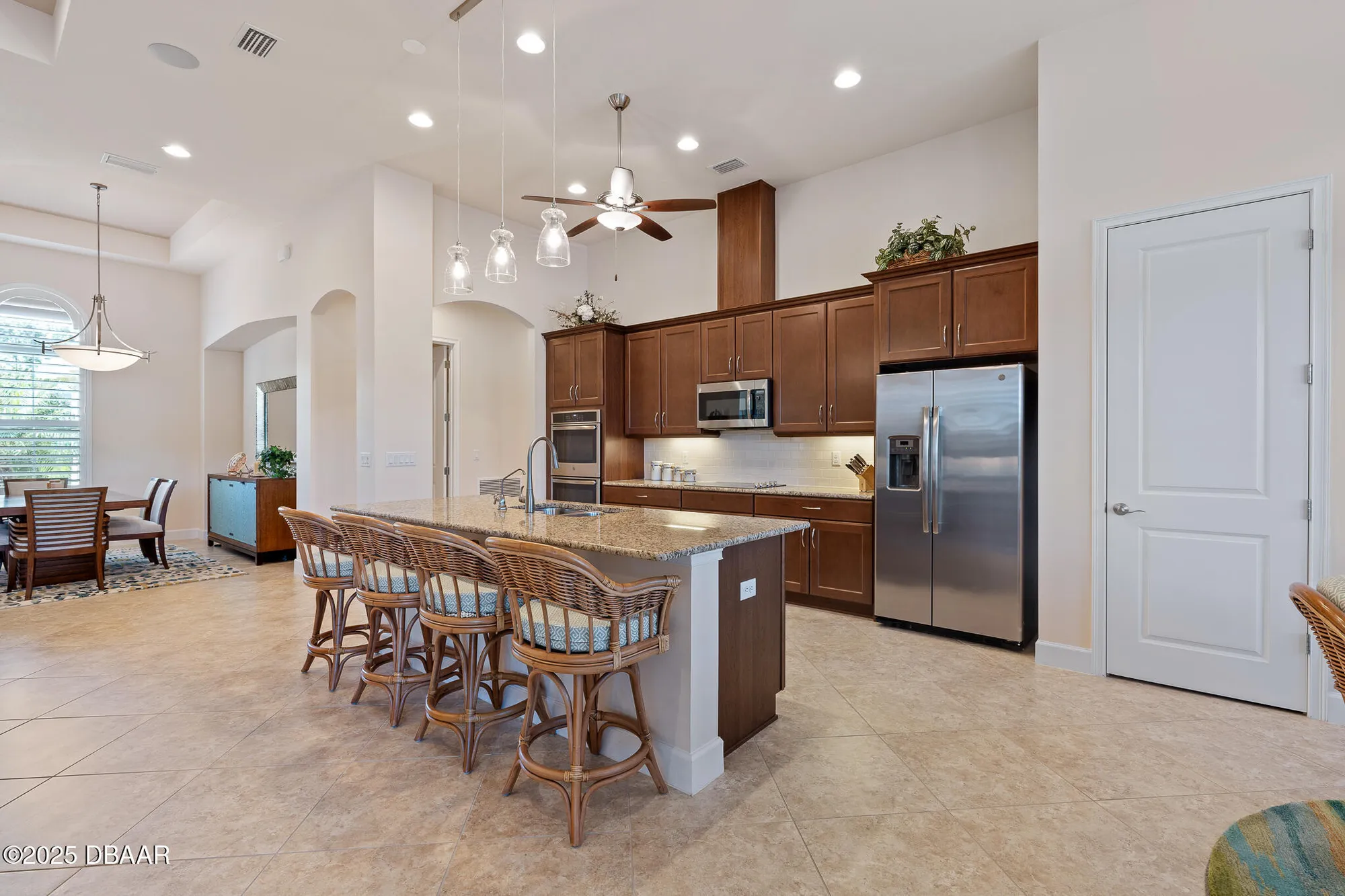 Property Slideshow image 6 of 88 | 871 creekwood dr, Ormond Beach, FL, 32174