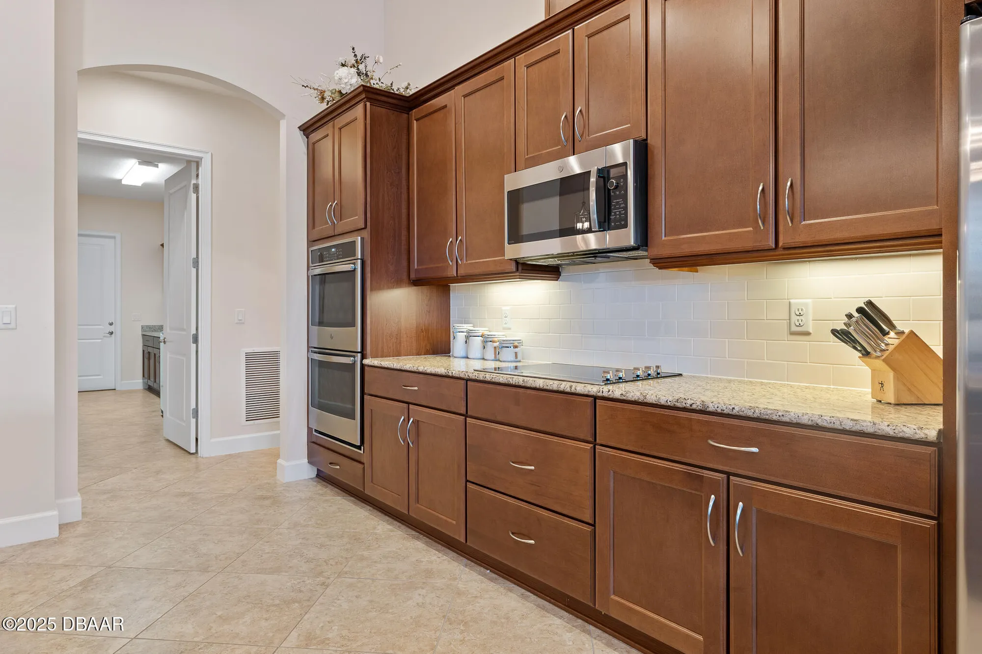 Property Slideshow image 7 of 88 | 871 creekwood dr, Ormond Beach, FL, 32174