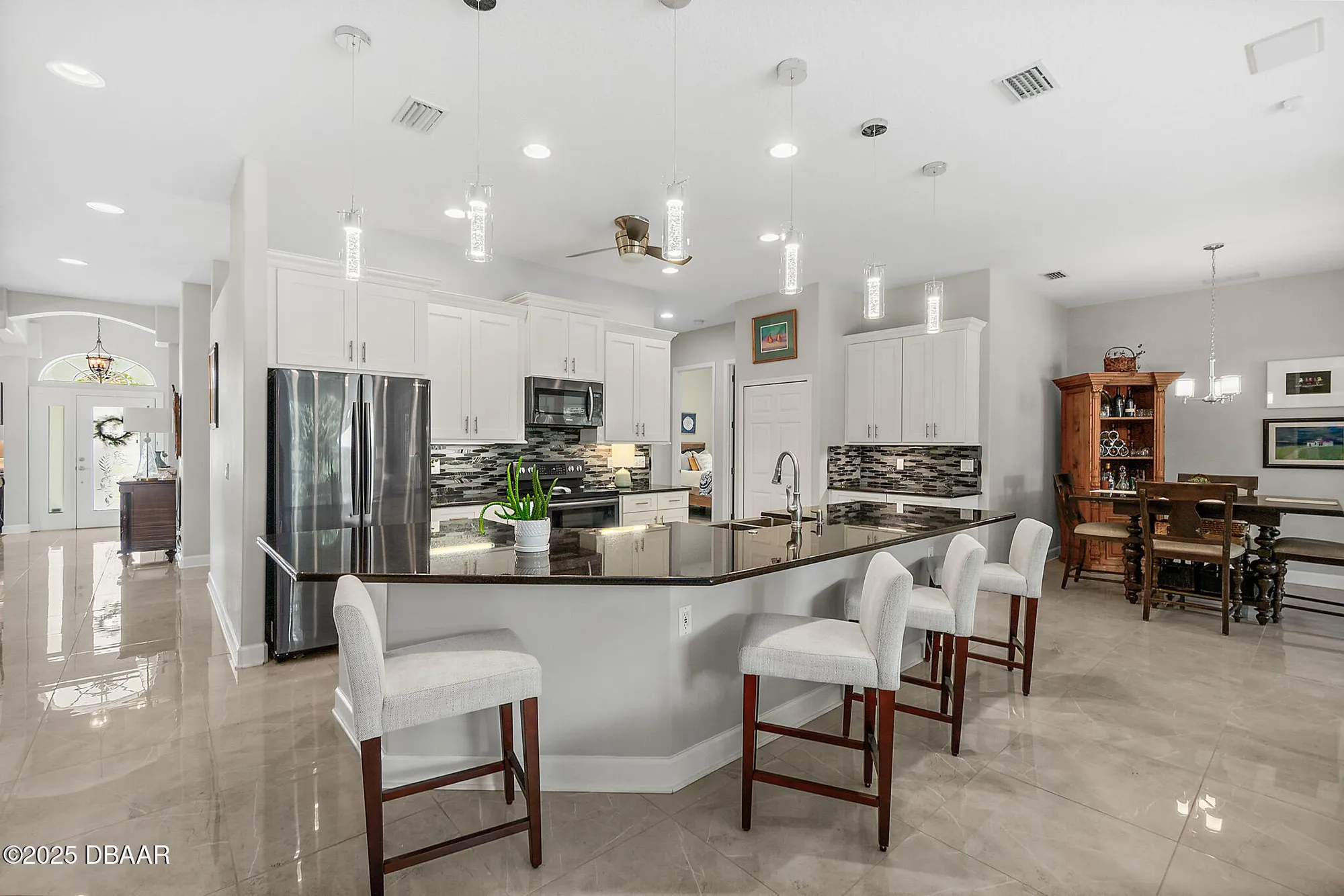 Property Slideshow image 10 of 48 | 804 millstream ln, Ormond Beach, FL, 32174