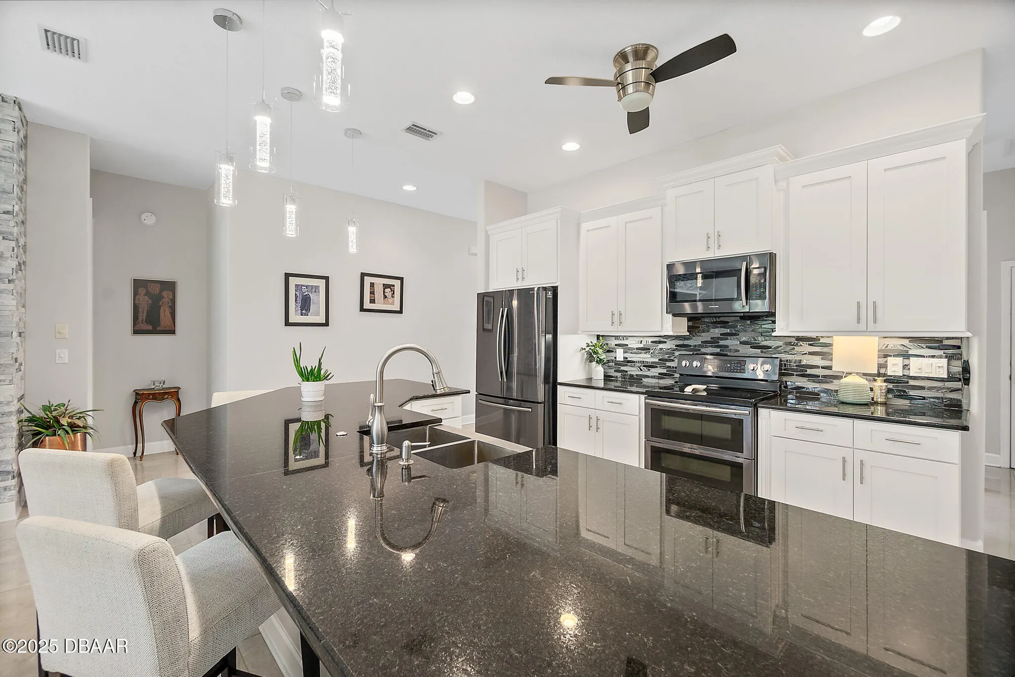 Property Slideshow image 11 of 48 | 804 millstream ln, Ormond Beach, FL, 32174