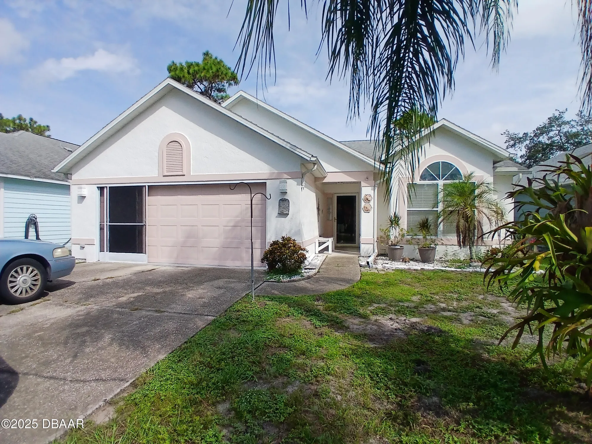 Property Slideshow image 1 of 18 | 125 crooked pine rd, Port Orange, FL, 32128