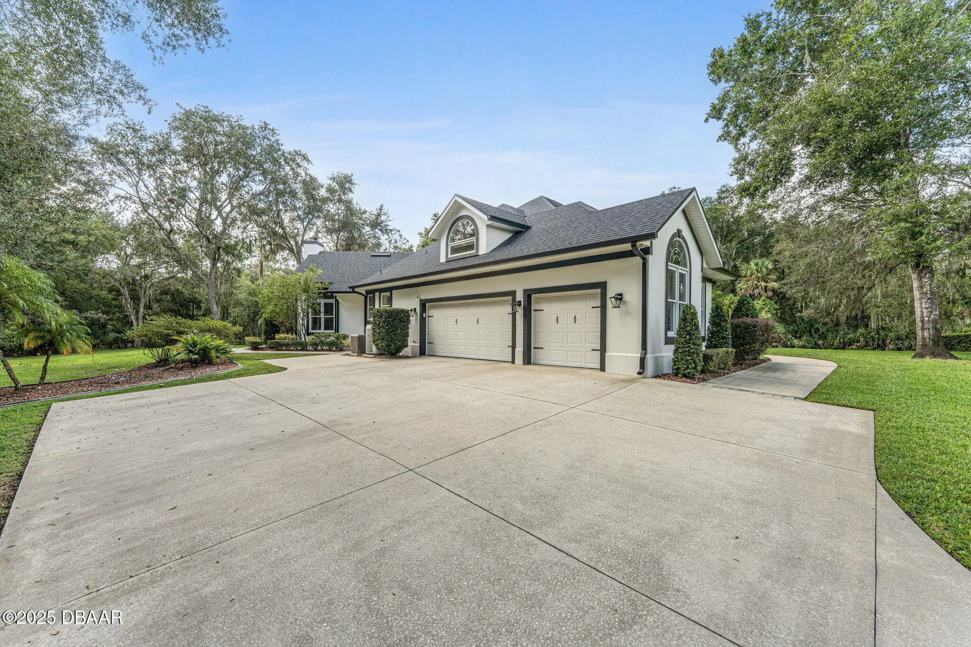 Property Slideshow image 7 of 117 | 23 tomoka cove way, Ormond Beach, FL, 32174