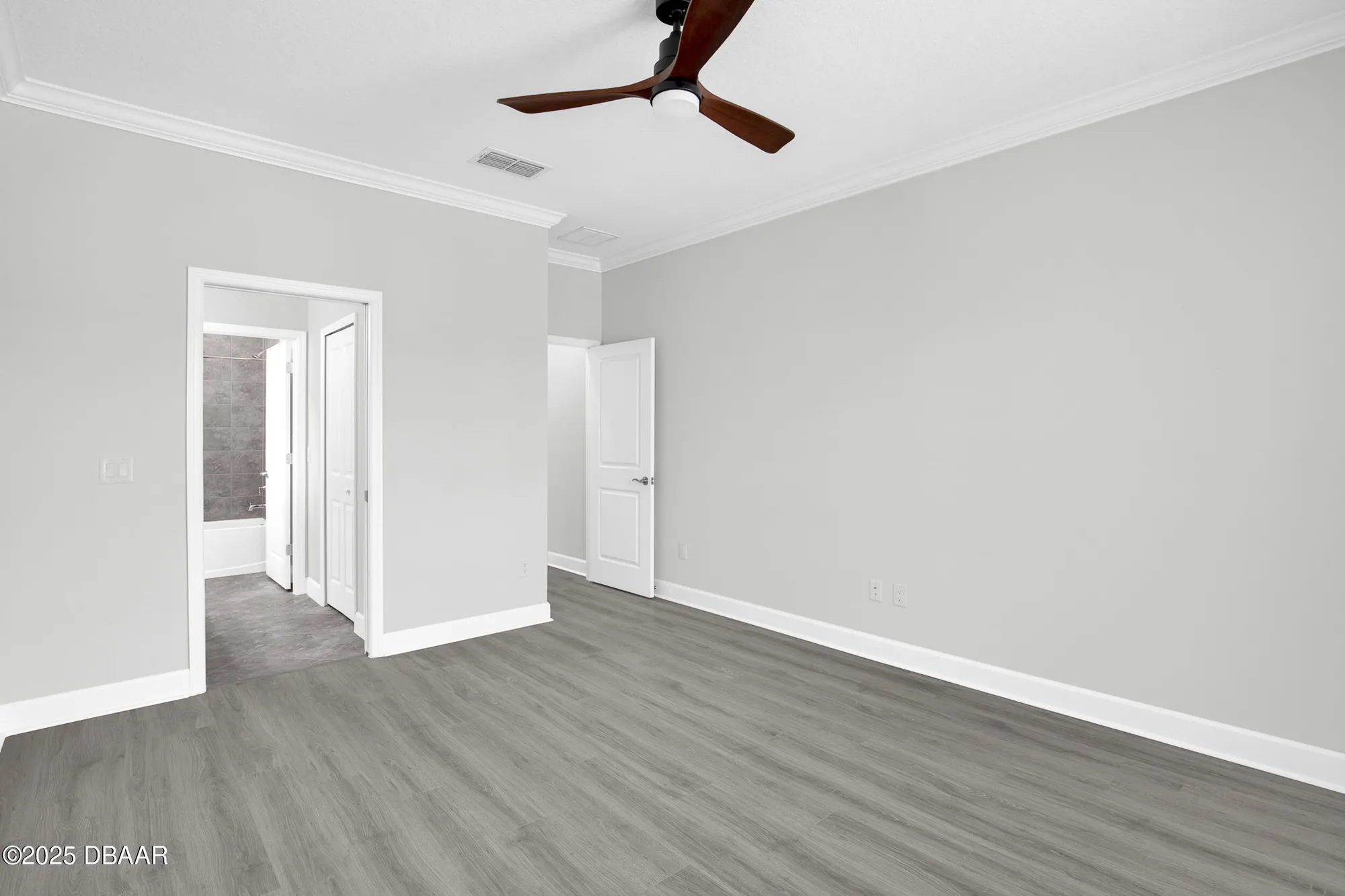 Property Slideshow image 28 of 121 | 580 barefoot life ln, Daytona Beach, FL, 32124