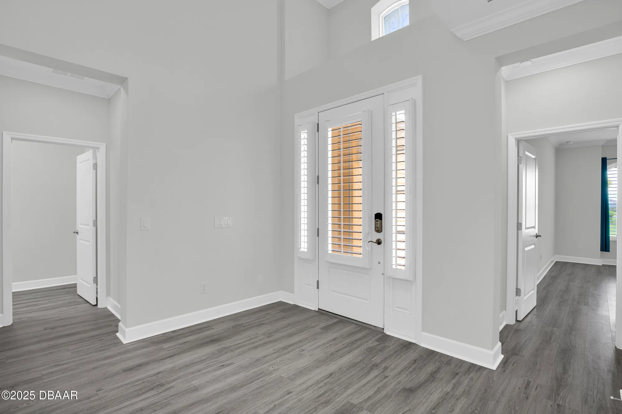 Property Slideshow image 5 of 121 | 580 barefoot life ln, Daytona Beach, FL, 32124