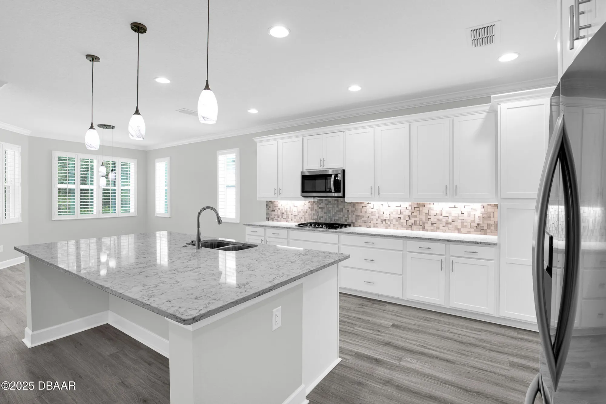 Property Slideshow image 13 of 121 | 580 barefoot life ln, Daytona Beach, FL, 32124