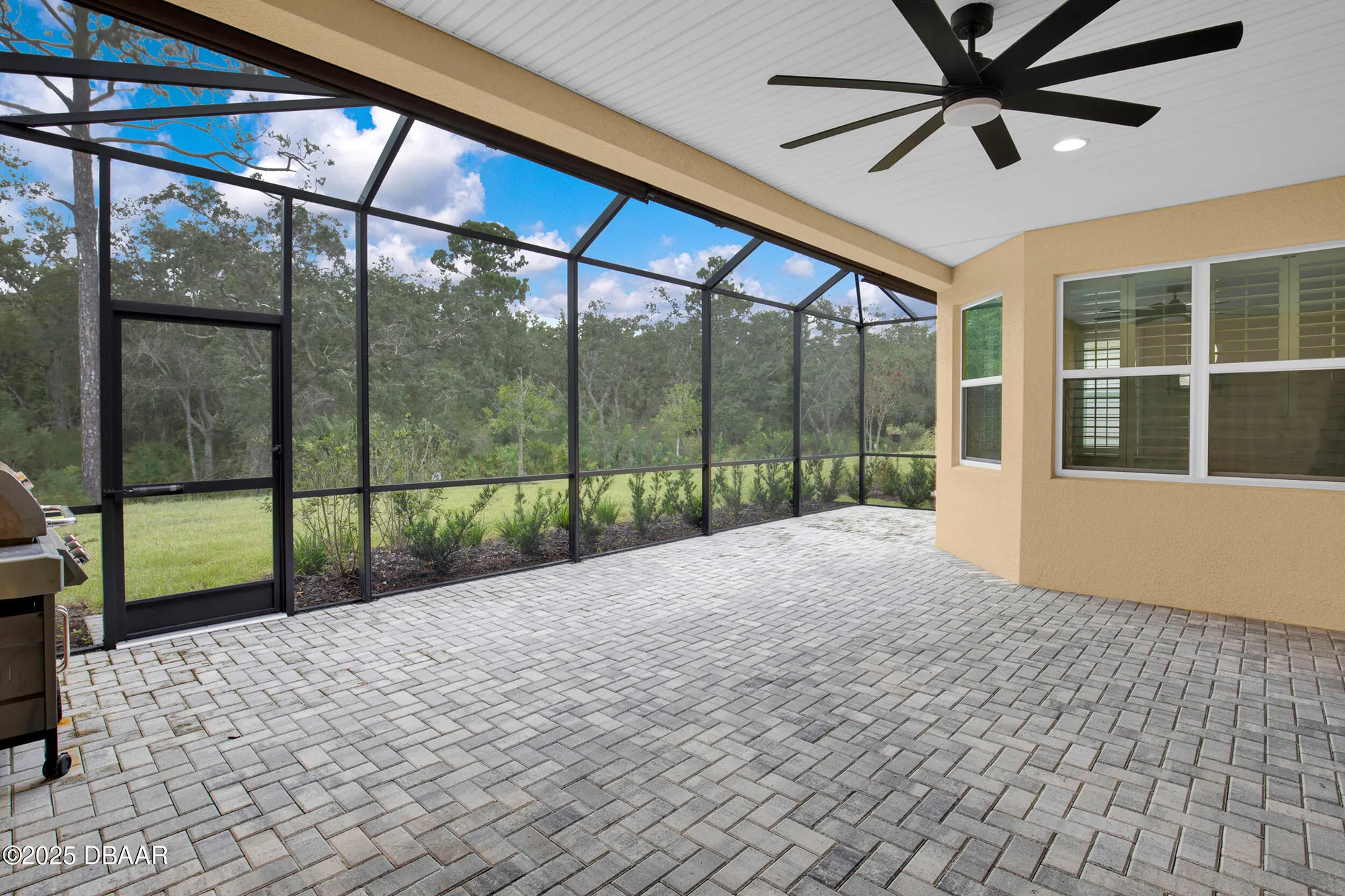 Property Slideshow image 40 of 121 | 580 barefoot life ln, Daytona Beach, FL, 32124