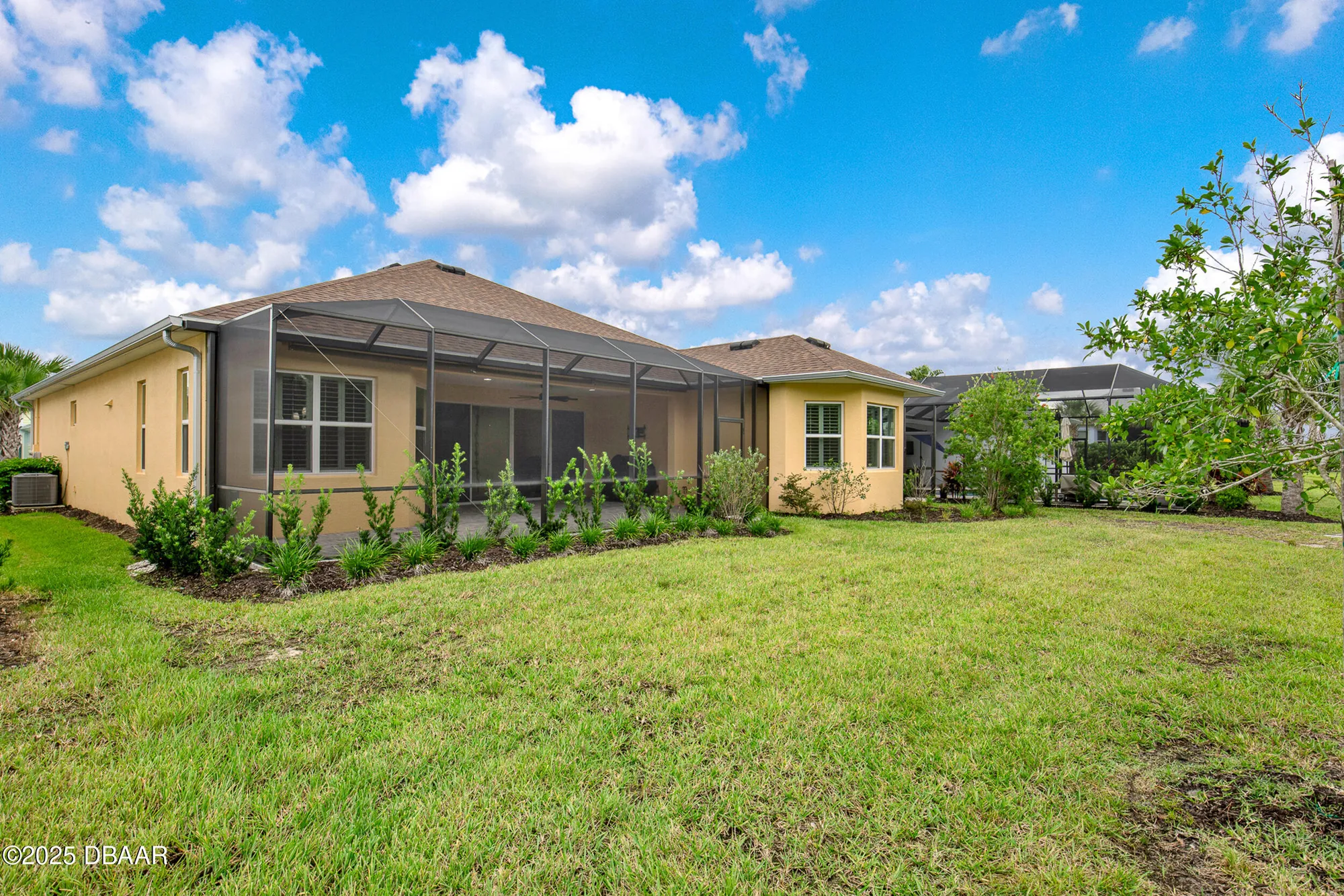 Property Slideshow image 42 of 121 | 580 barefoot life ln, Daytona Beach, FL, 32124