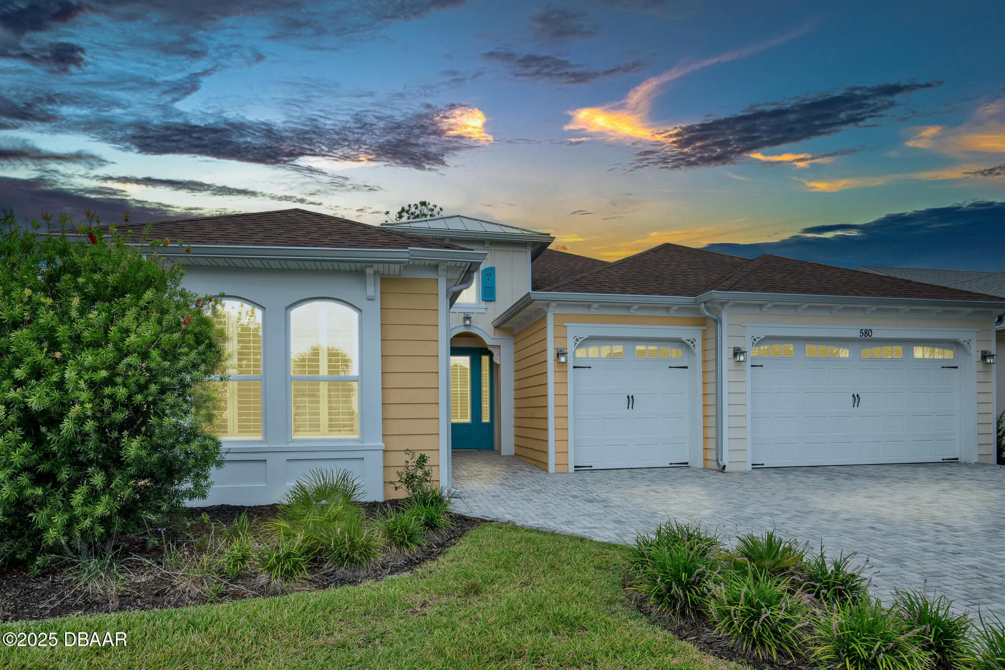 Property Slideshow image 1 of 121 | 580 barefoot life ln, Daytona Beach, FL, 32124