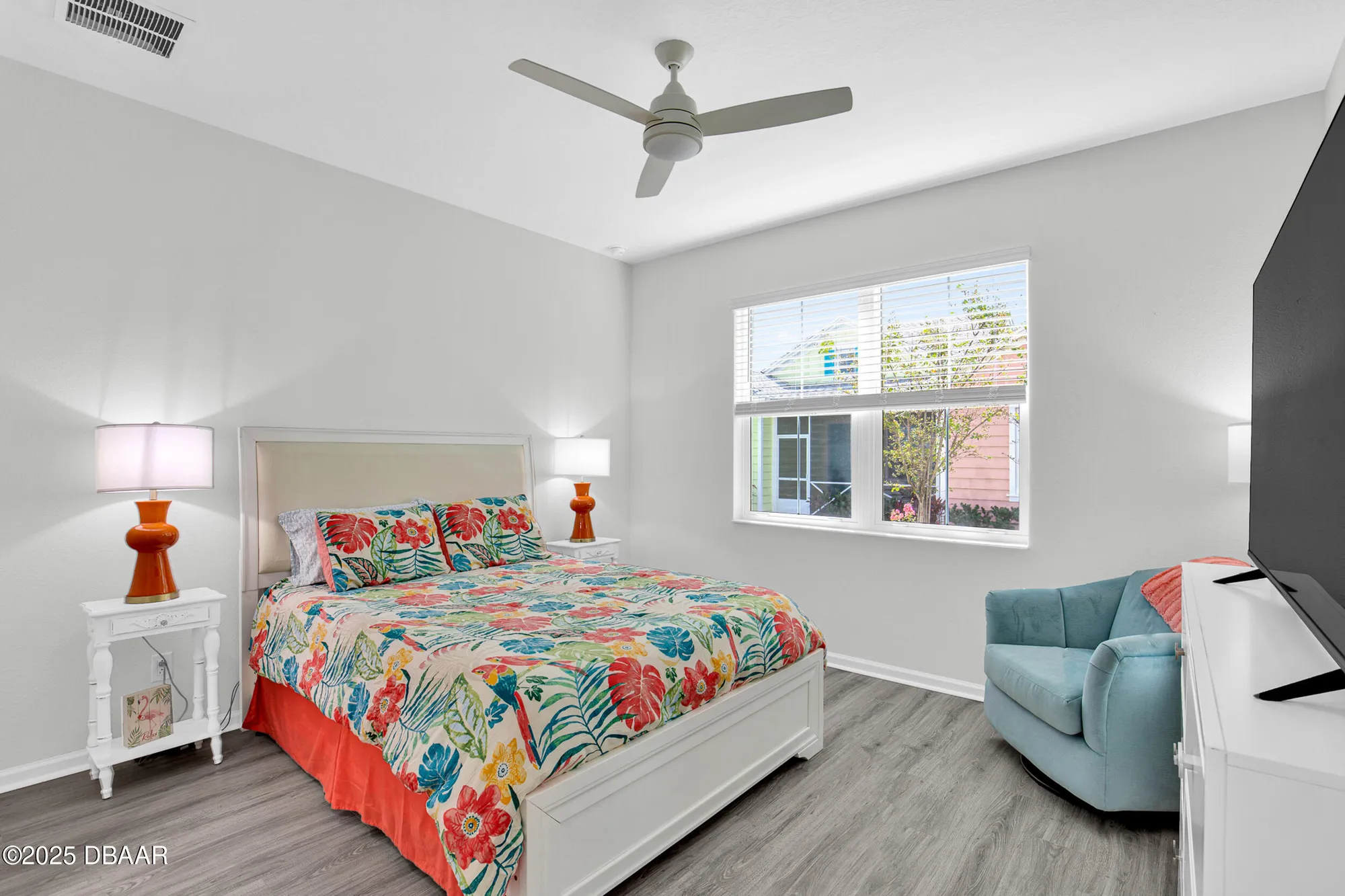 Property Slideshow image 16 of 86 | 290 pop top ln, Daytona Beach, FL, 32124