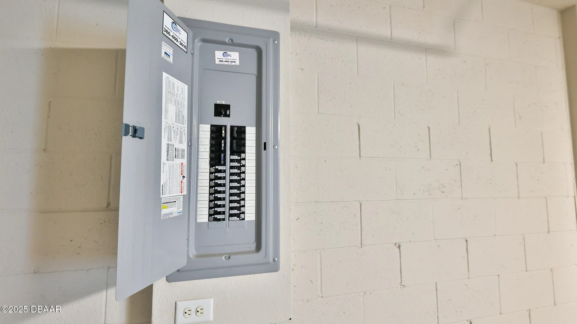 Property Slideshow image 34 of 38 | 3242 bailey ann dr, Ormond Beach, FL, 32174