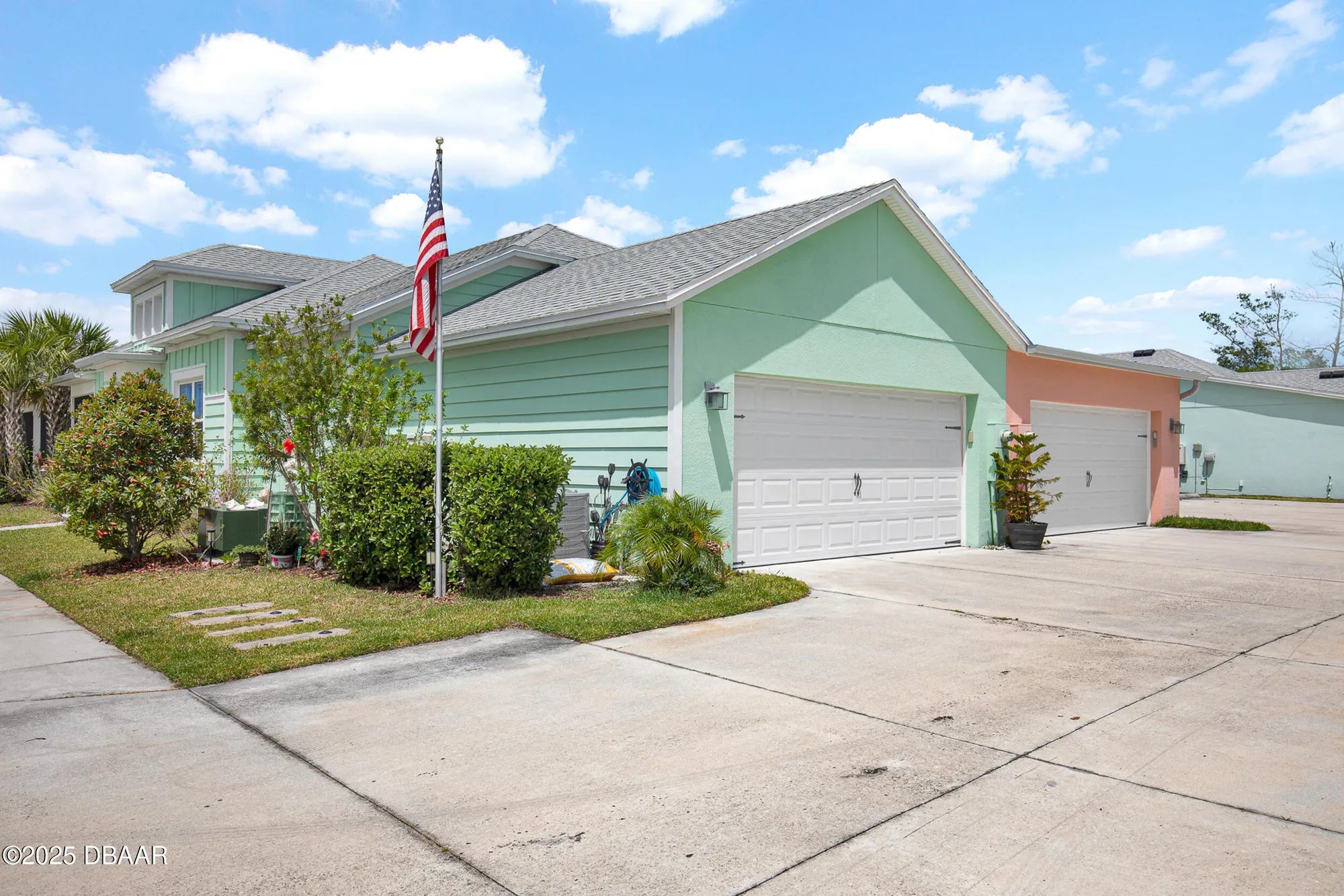 Property Slideshow image 35 of 68 | 512 landshark blvd, Daytona Beach, FL, 32124