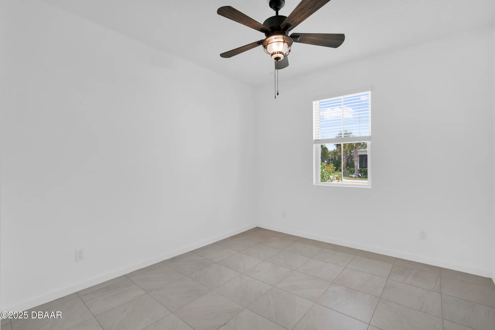 Property Slideshow image 25 of 68 | 512 landshark blvd, Daytona Beach, FL, 32124