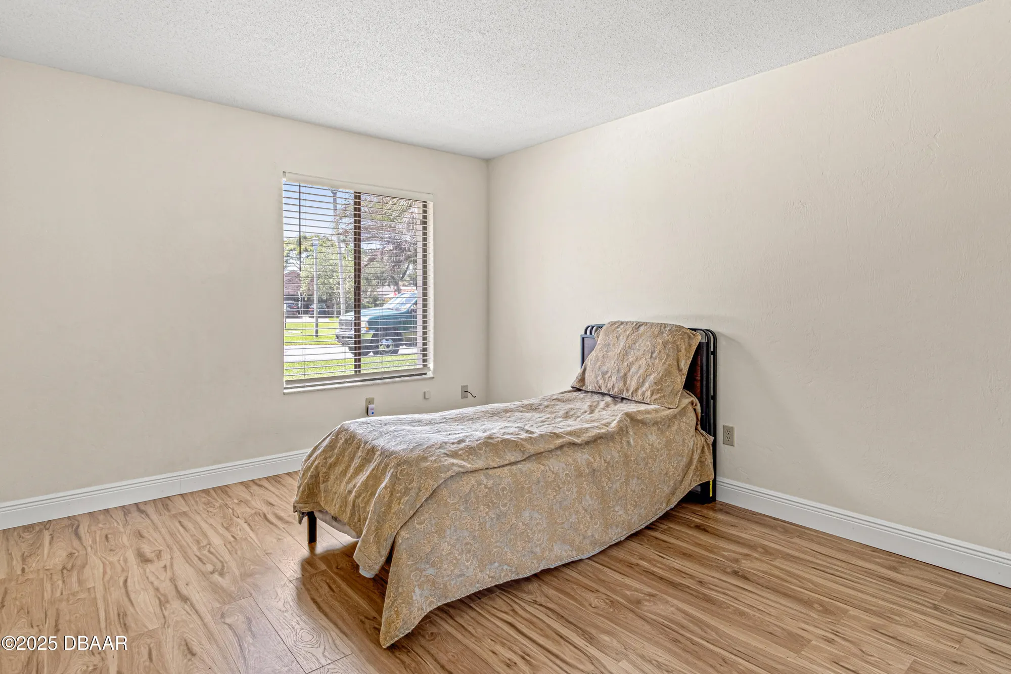 Property Slideshow image 14 of 30 | 124 loon ct, Daytona Beach, FL, 32119
