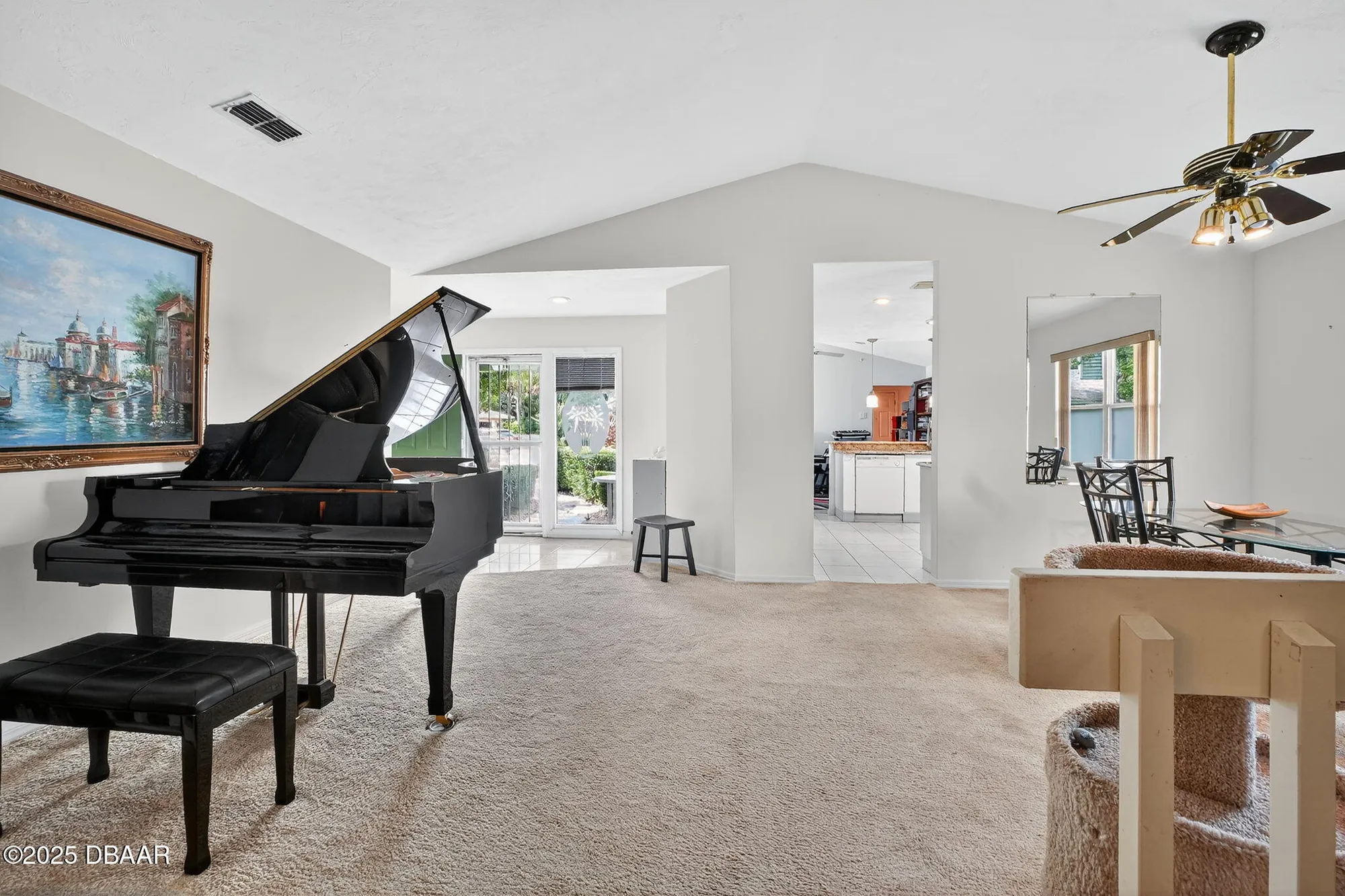 Property Slideshow image 3 of 47 | 48 treetop cir, Ormond Beach, FL, 32174