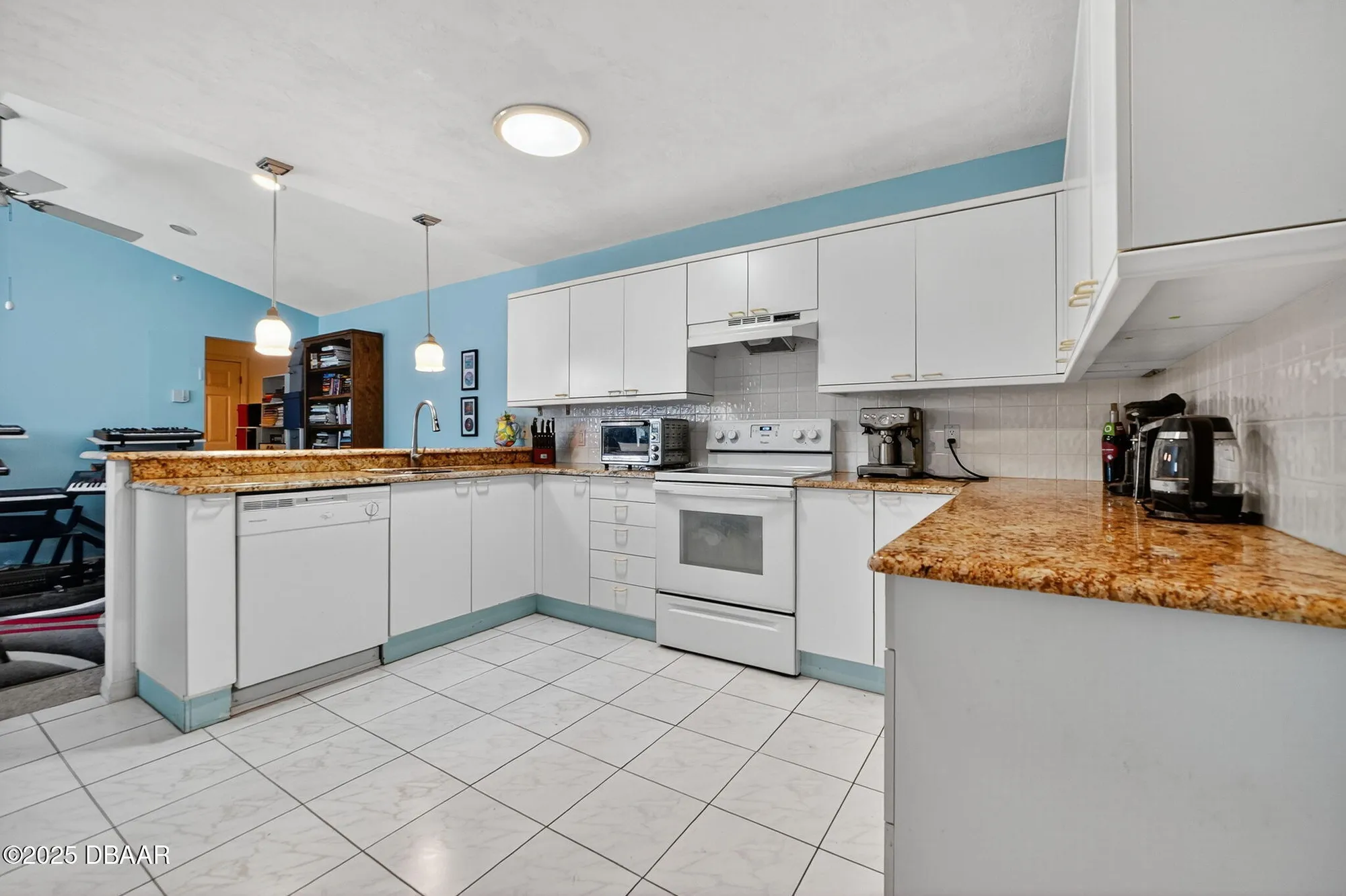 Property Slideshow image 30 of 47 | 48 treetop cir, Ormond Beach, FL, 32174