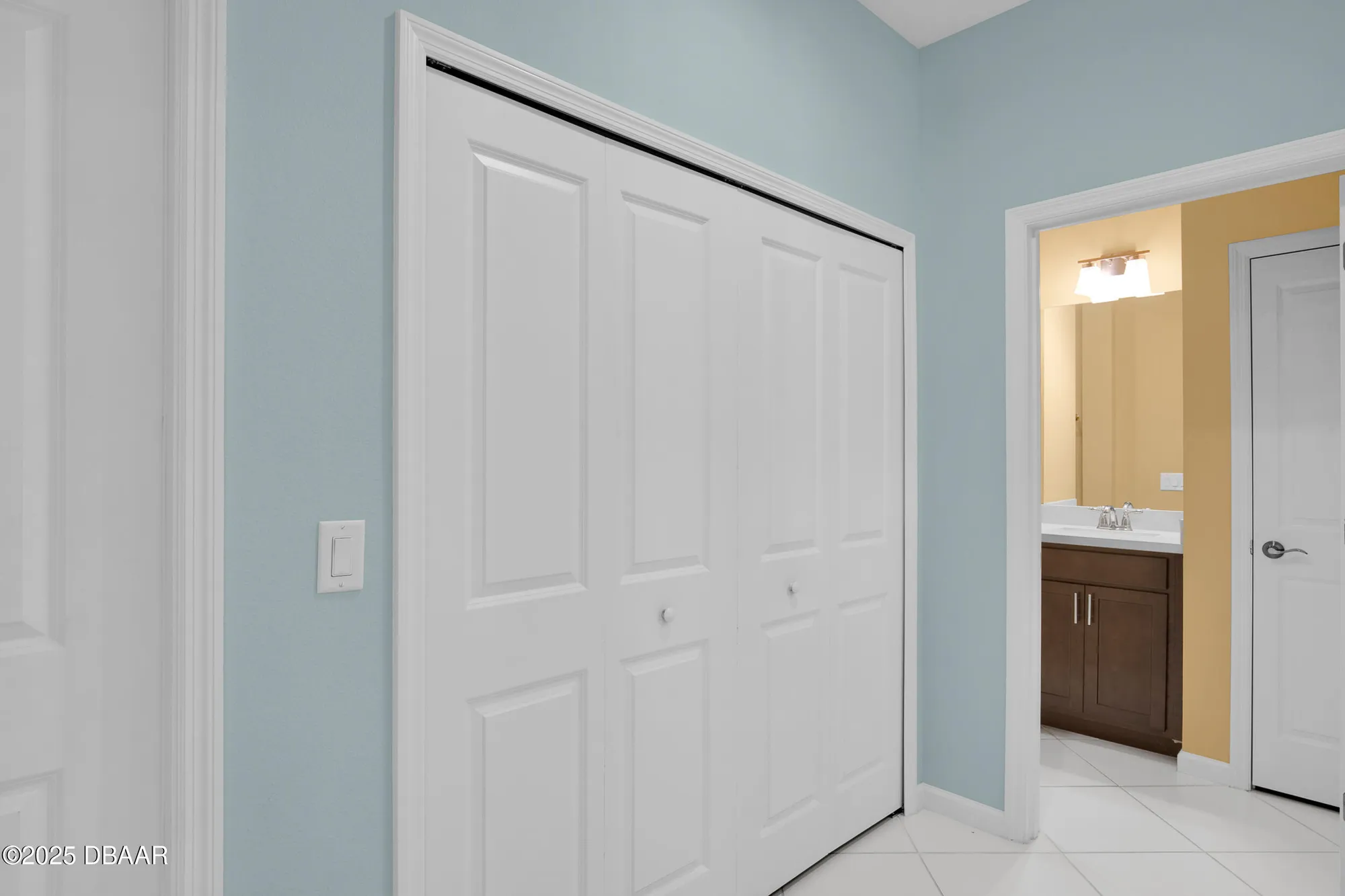 Property Slideshow image 26 of 88 | 221 island breeze ave, Daytona Beach, FL, 32124