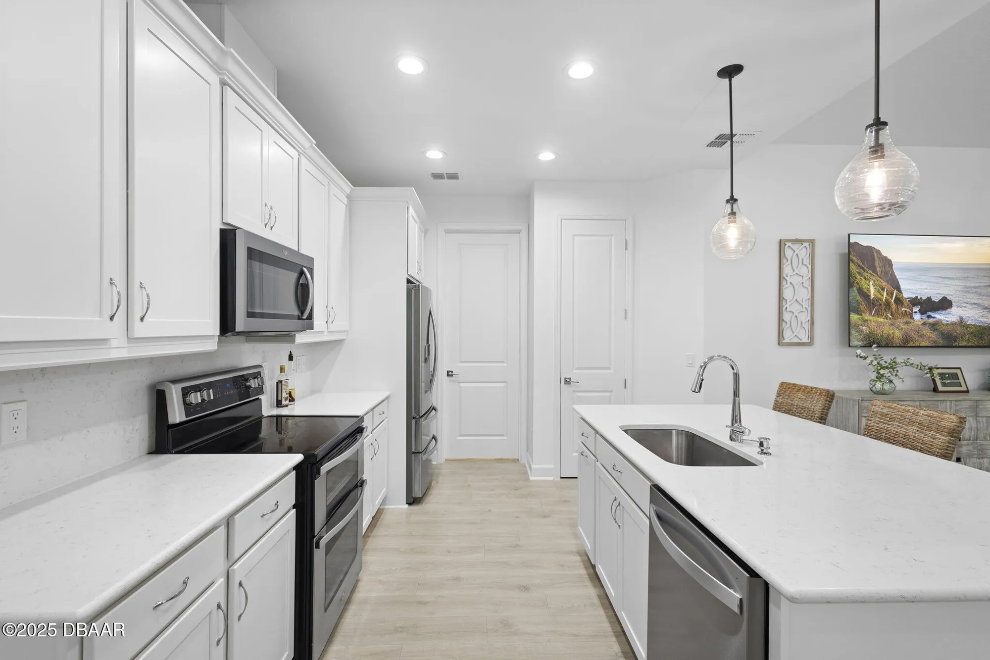 Property Slideshow image 8 of 36 | 299 pop top ln, Daytona Beach, FL, 32124