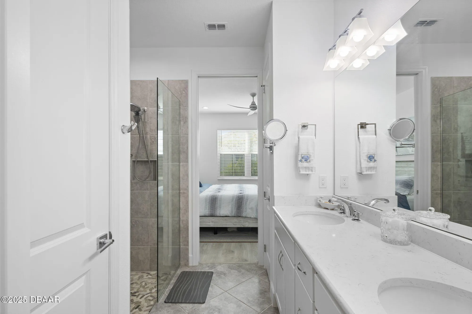 Property Slideshow image 13 of 36 | 299 pop top ln, Daytona Beach, FL, 32124