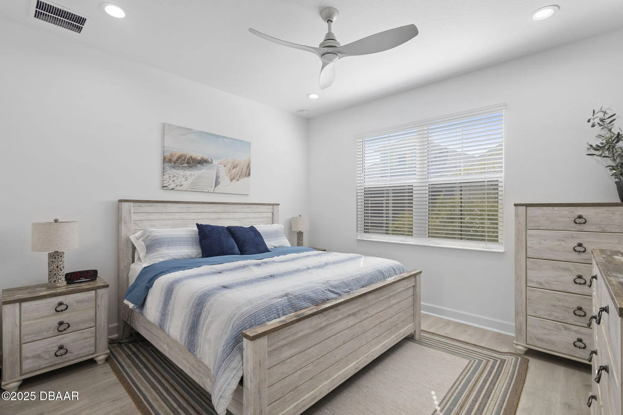 Property Slideshow image 11 of 36 | 299 pop top ln, Daytona Beach, FL, 32124