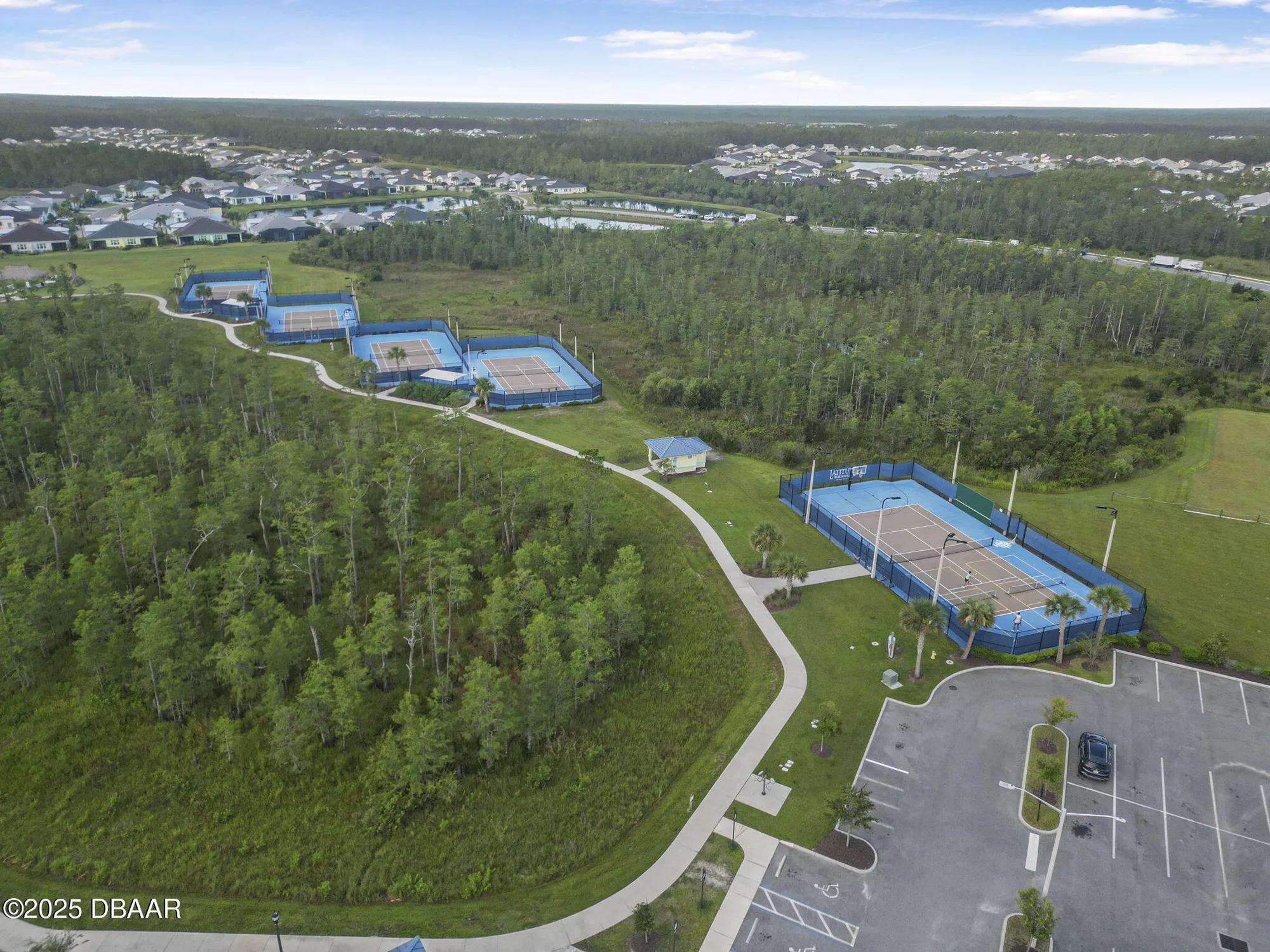 Property Slideshow image 32 of 36 | 299 pop top ln, Daytona Beach, FL, 32124