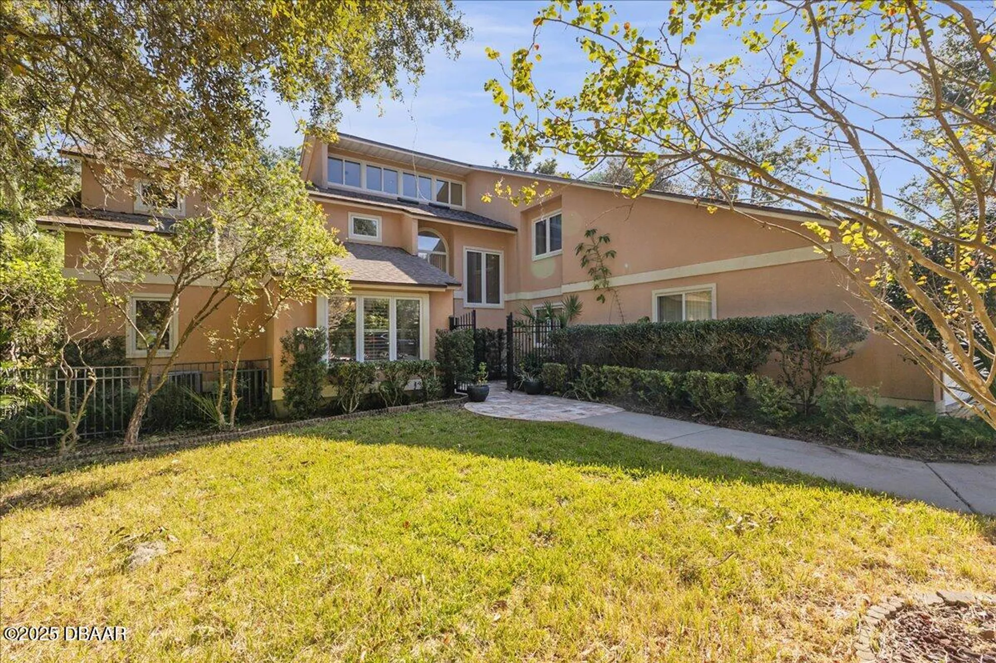 Property Slideshow image 1 of 63 | 3 crooked bridge way, Ormond Beach, FL, 32174