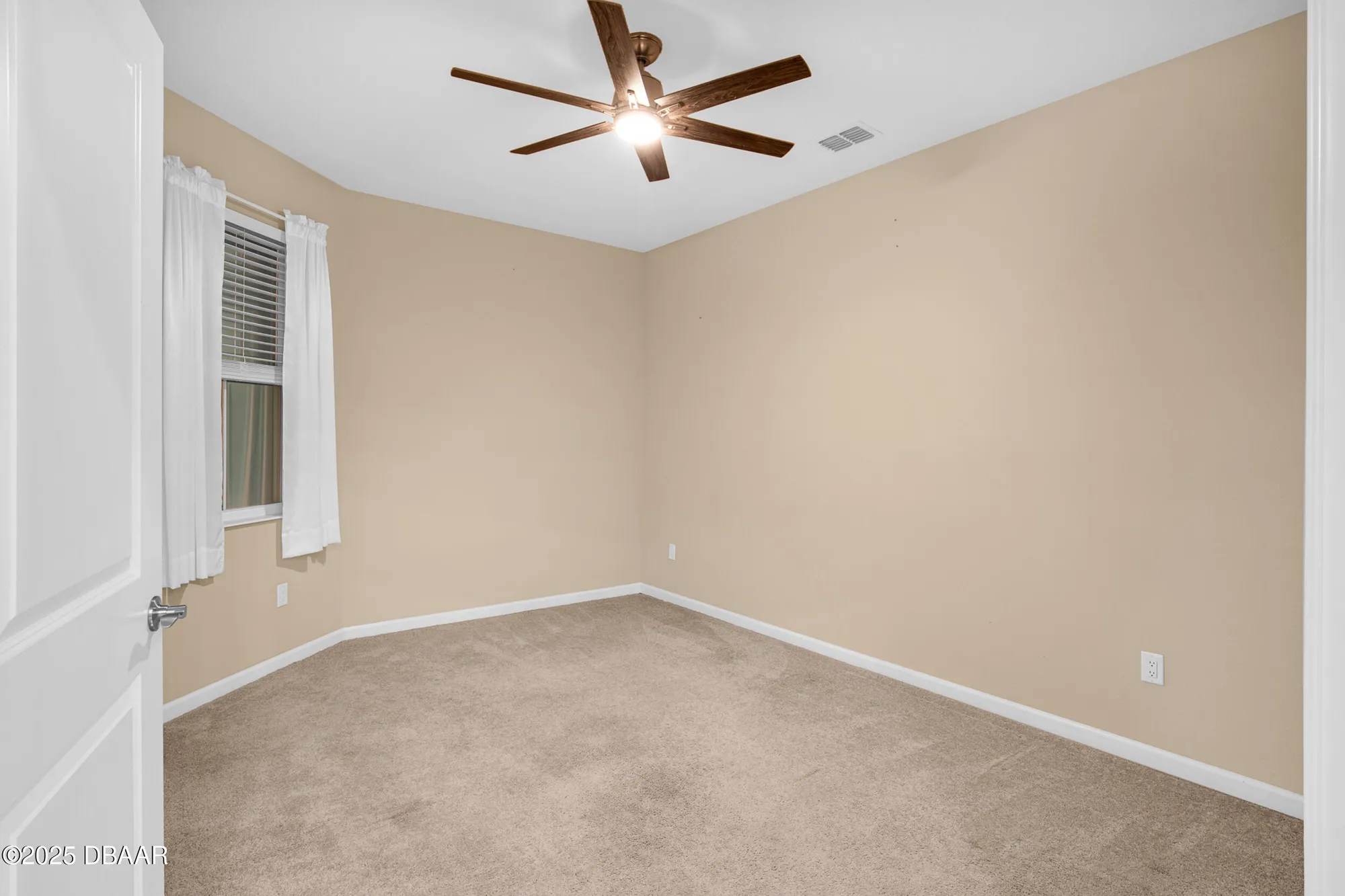 Property Slideshow image 6 of 126 | 842 attitude ave, Daytona Beach, FL, 32124