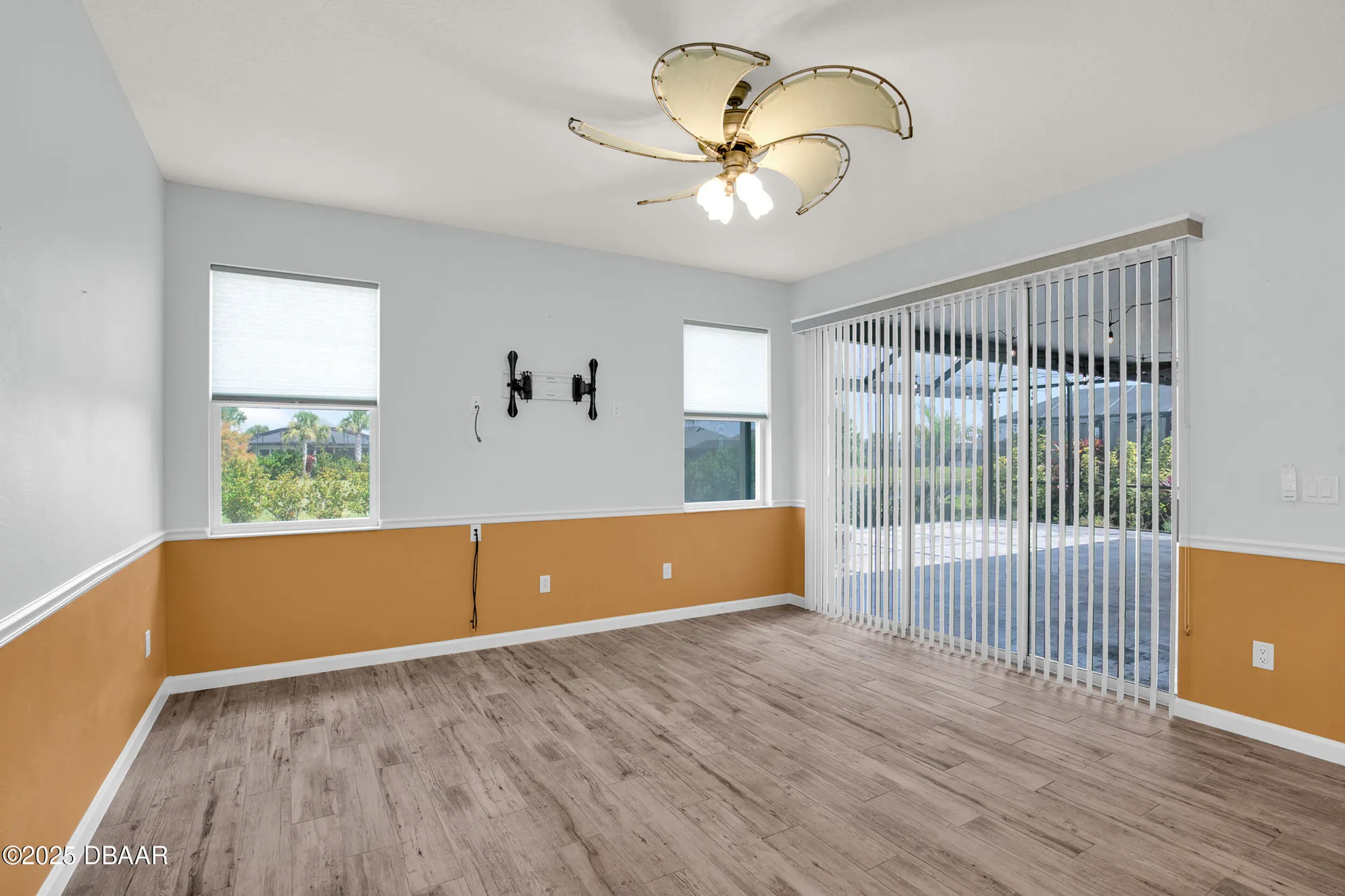 Property Slideshow image 14 of 126 | 842 attitude ave, Daytona Beach, FL, 32124