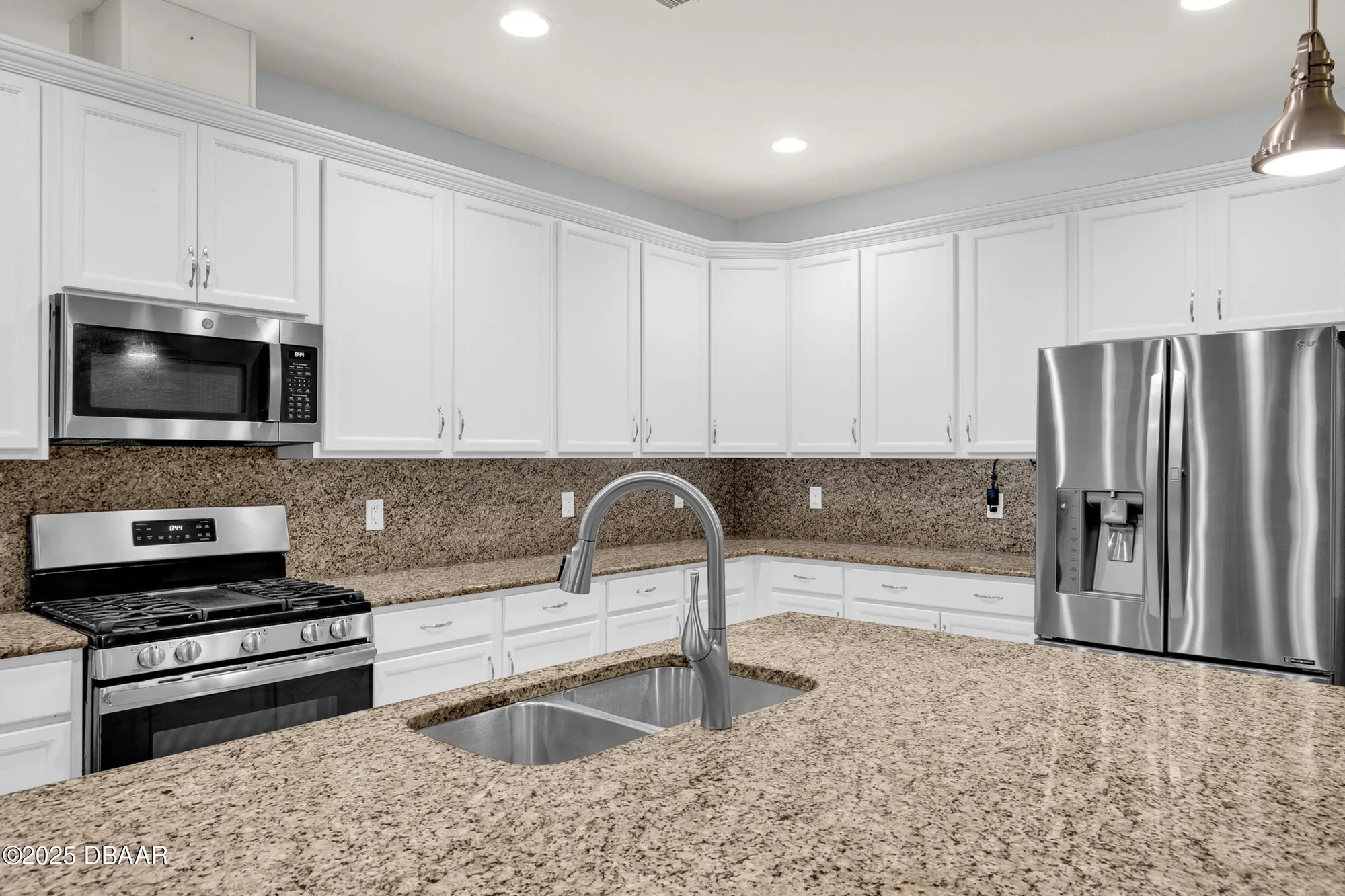 Property Slideshow image 19 of 126 | 842 attitude ave, Daytona Beach, FL, 32124