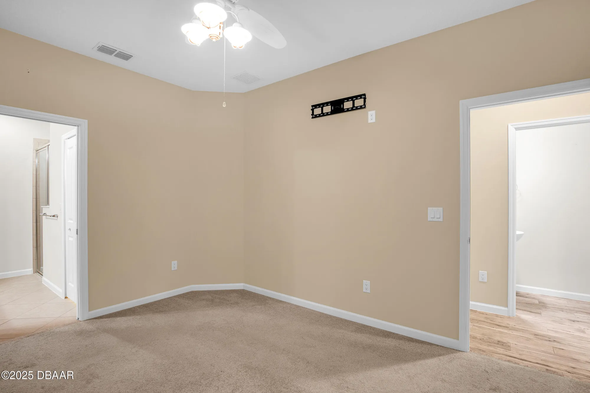 Property Slideshow image 31 of 126 | 842 attitude ave, Daytona Beach, FL, 32124