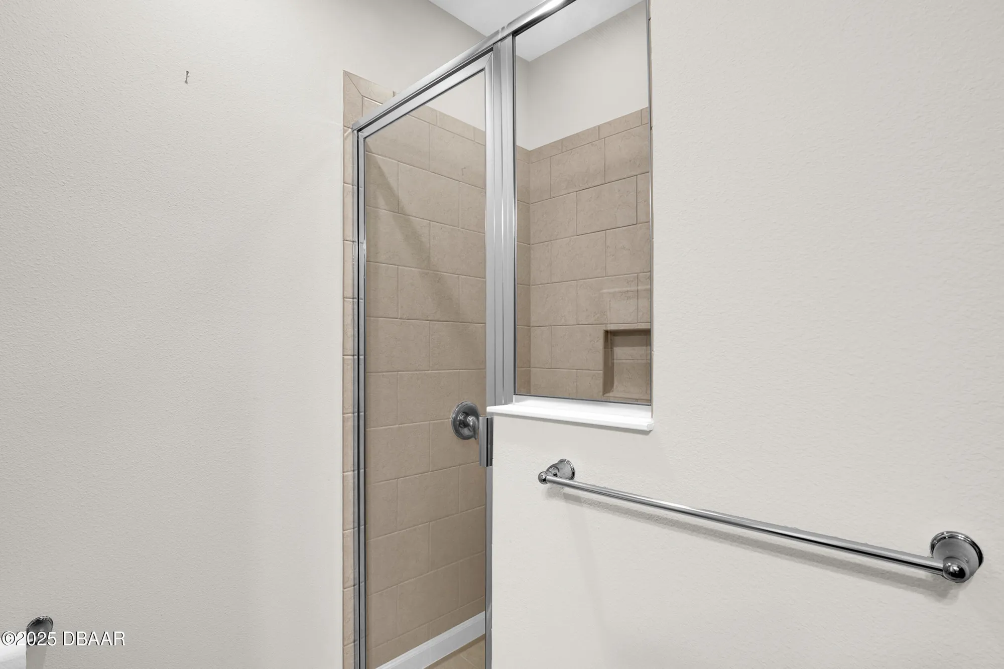 Property Slideshow image 33 of 126 | 842 attitude ave, Daytona Beach, FL, 32124