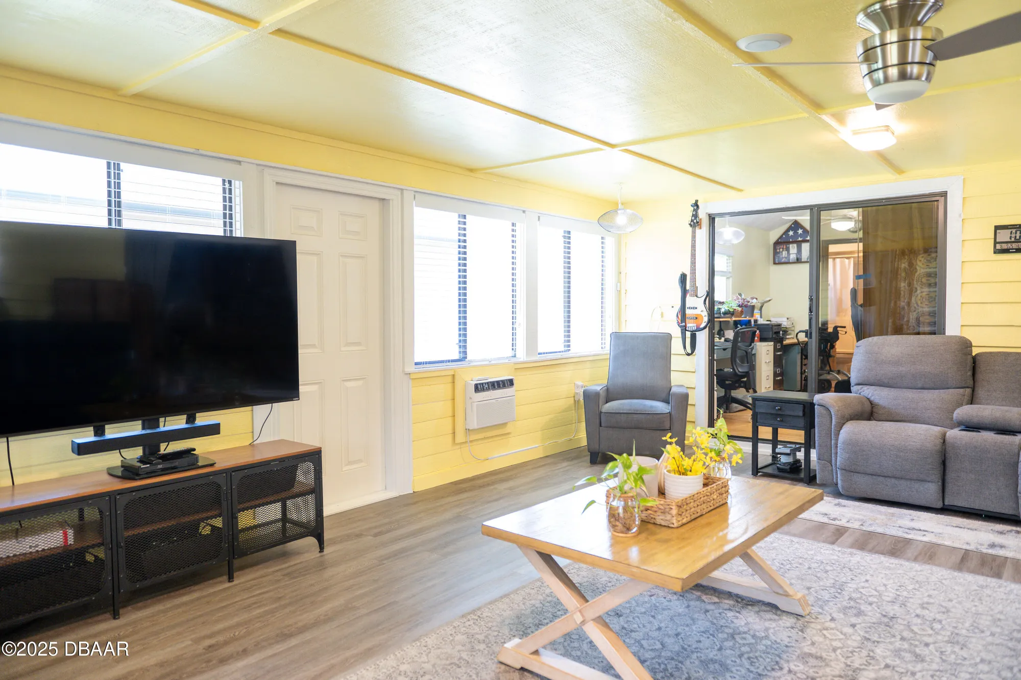 Property Slideshow image 13 of 41 | 5 skimmer cir, Daytona Beach, FL, 32119