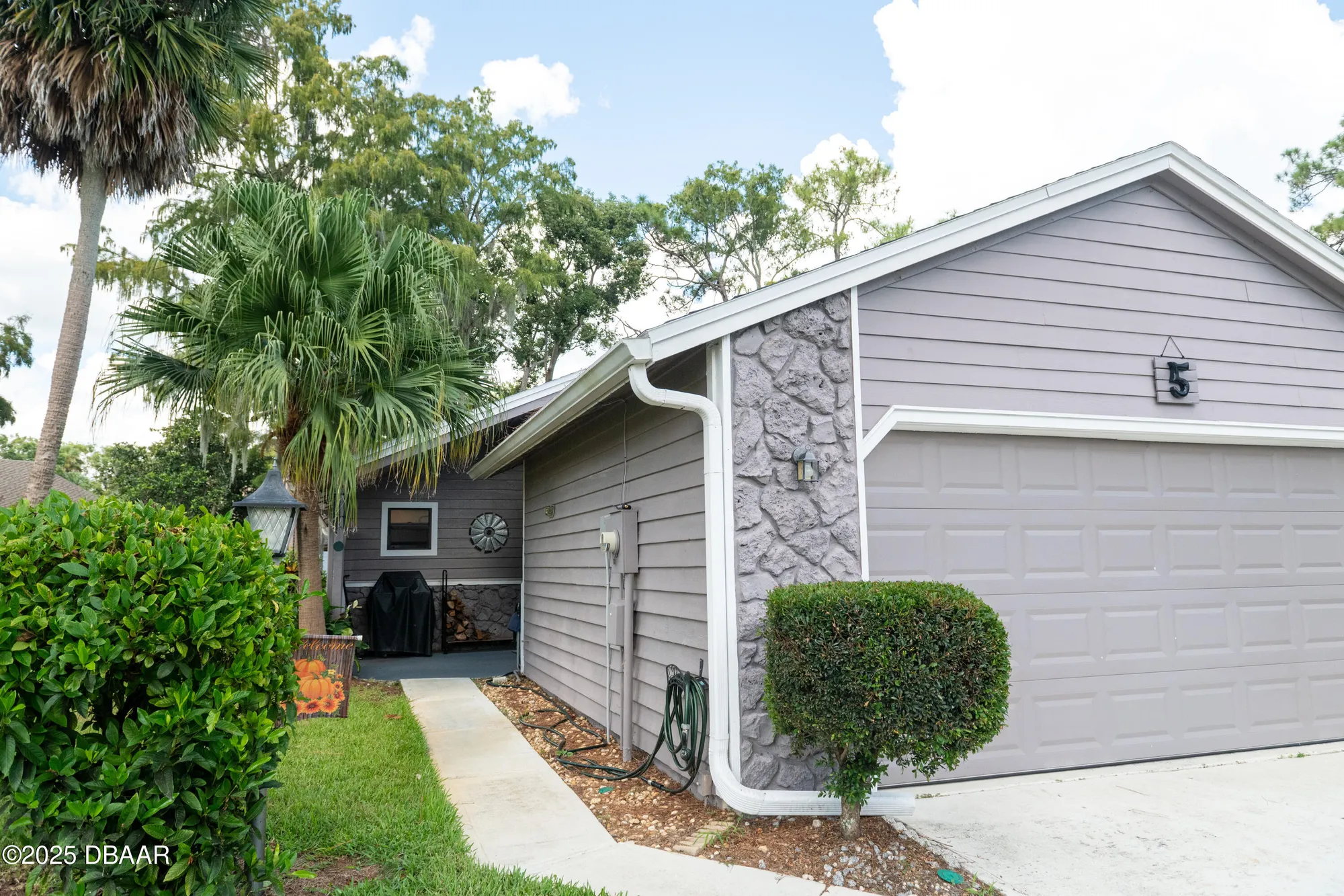 Property Slideshow image 38 of 41 | 5 skimmer cir, Daytona Beach, FL, 32119