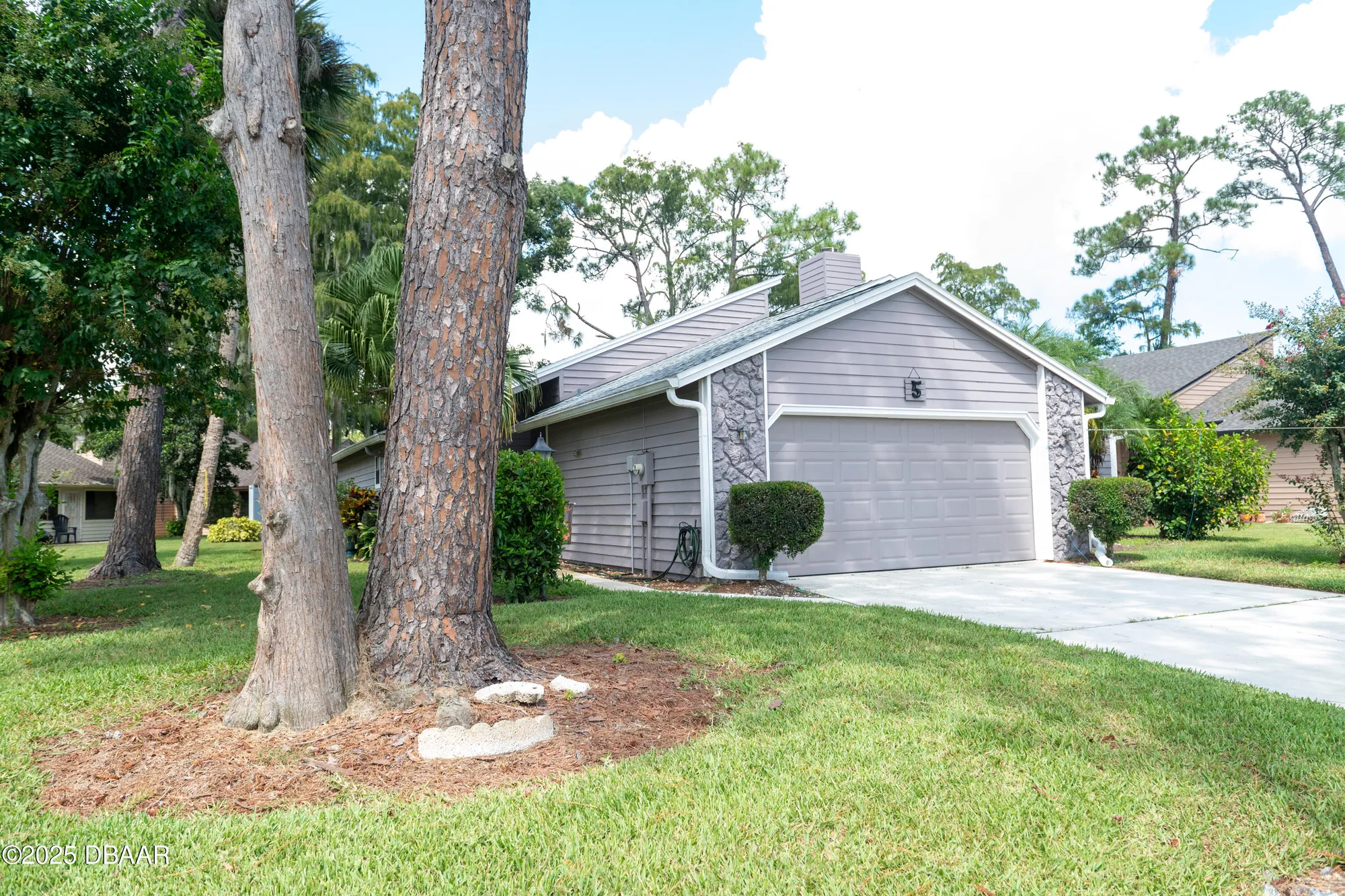 Property Slideshow image 35 of 41 | 5 skimmer cir, Daytona Beach, FL, 32119