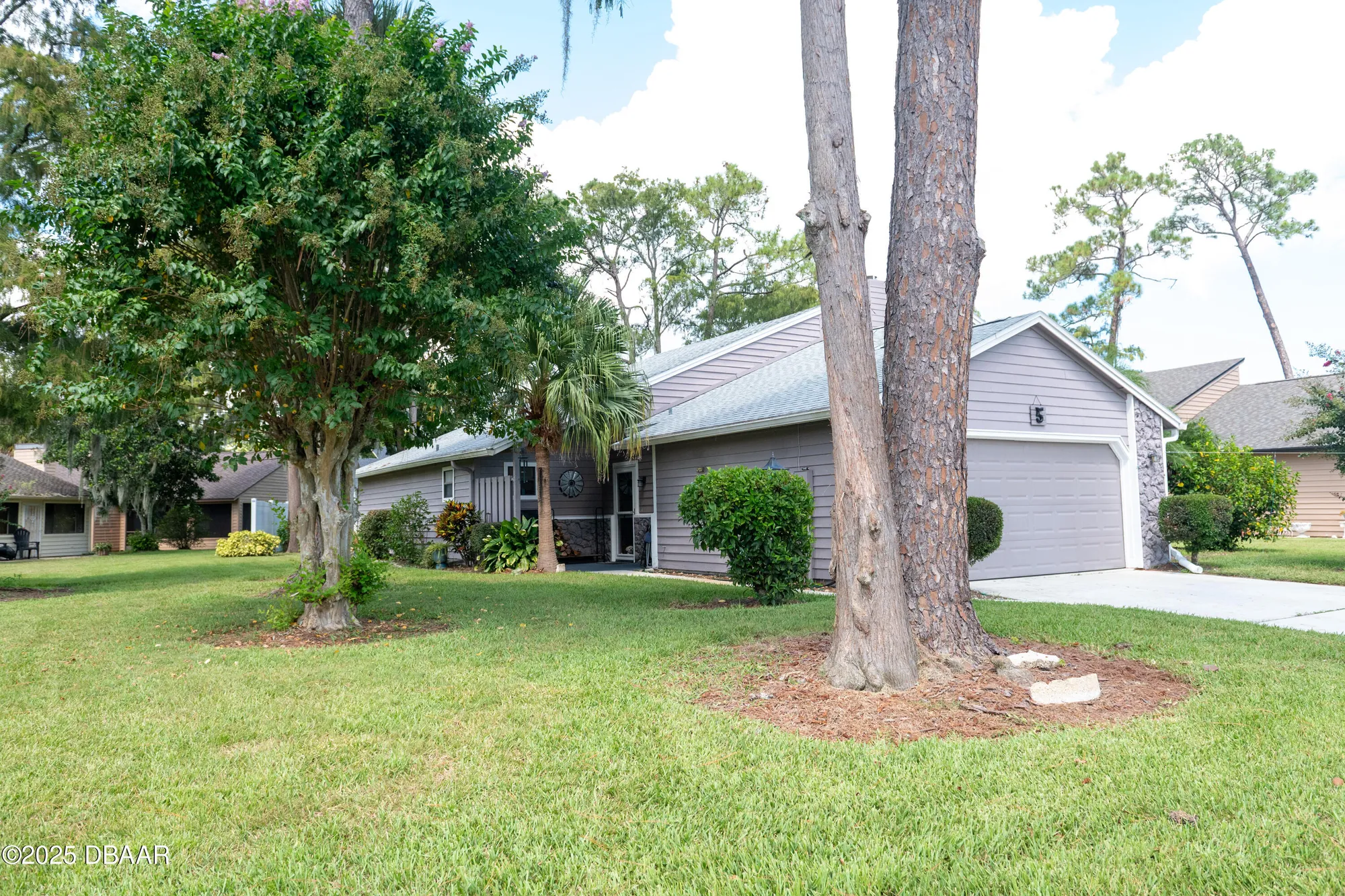 Property Slideshow image 36 of 41 | 5 skimmer cir, Daytona Beach, FL, 32119