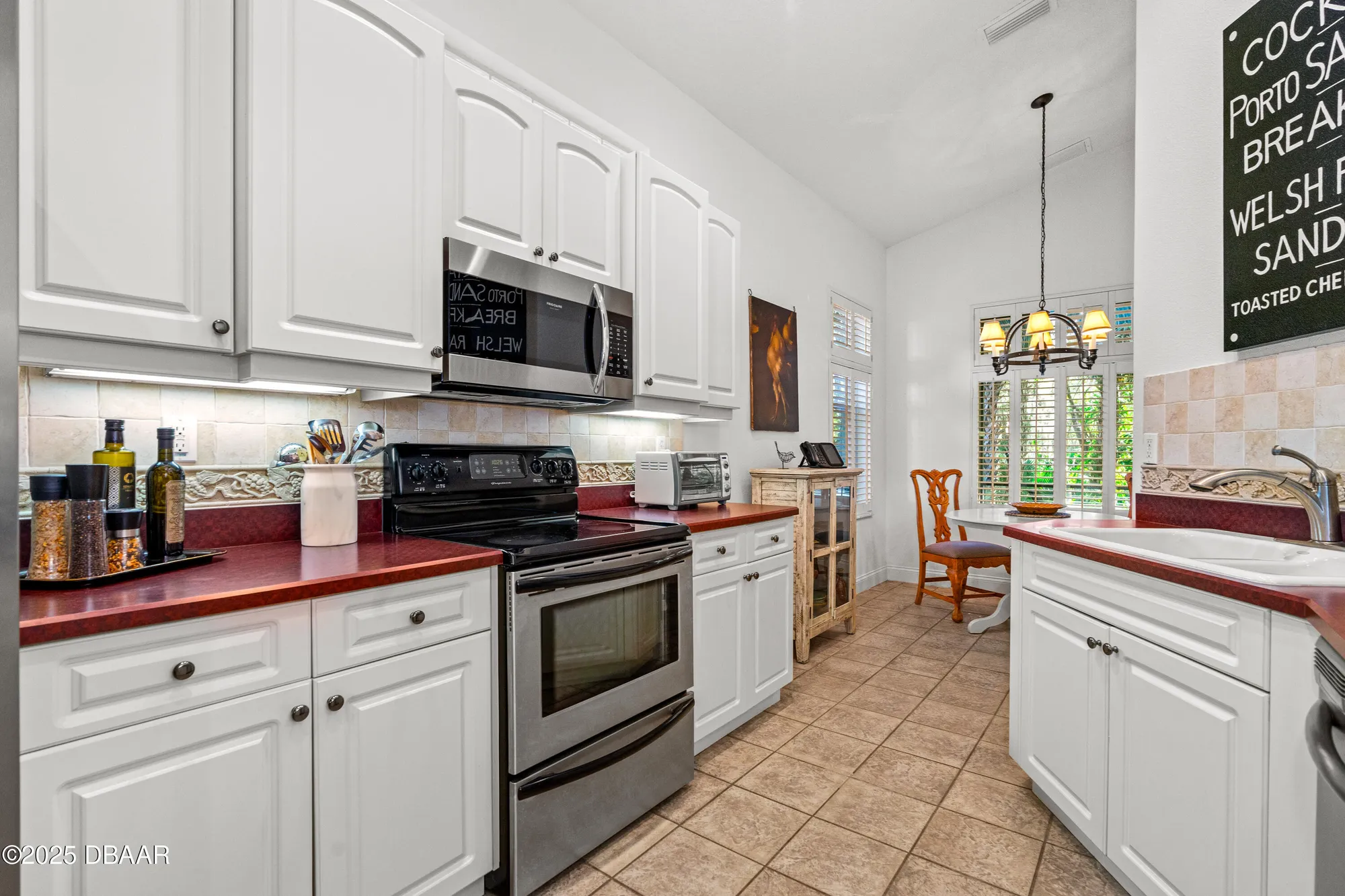 Property Slideshow image 12 of 41 | 3231 galty cir, Ormond Beach, FL, 32174