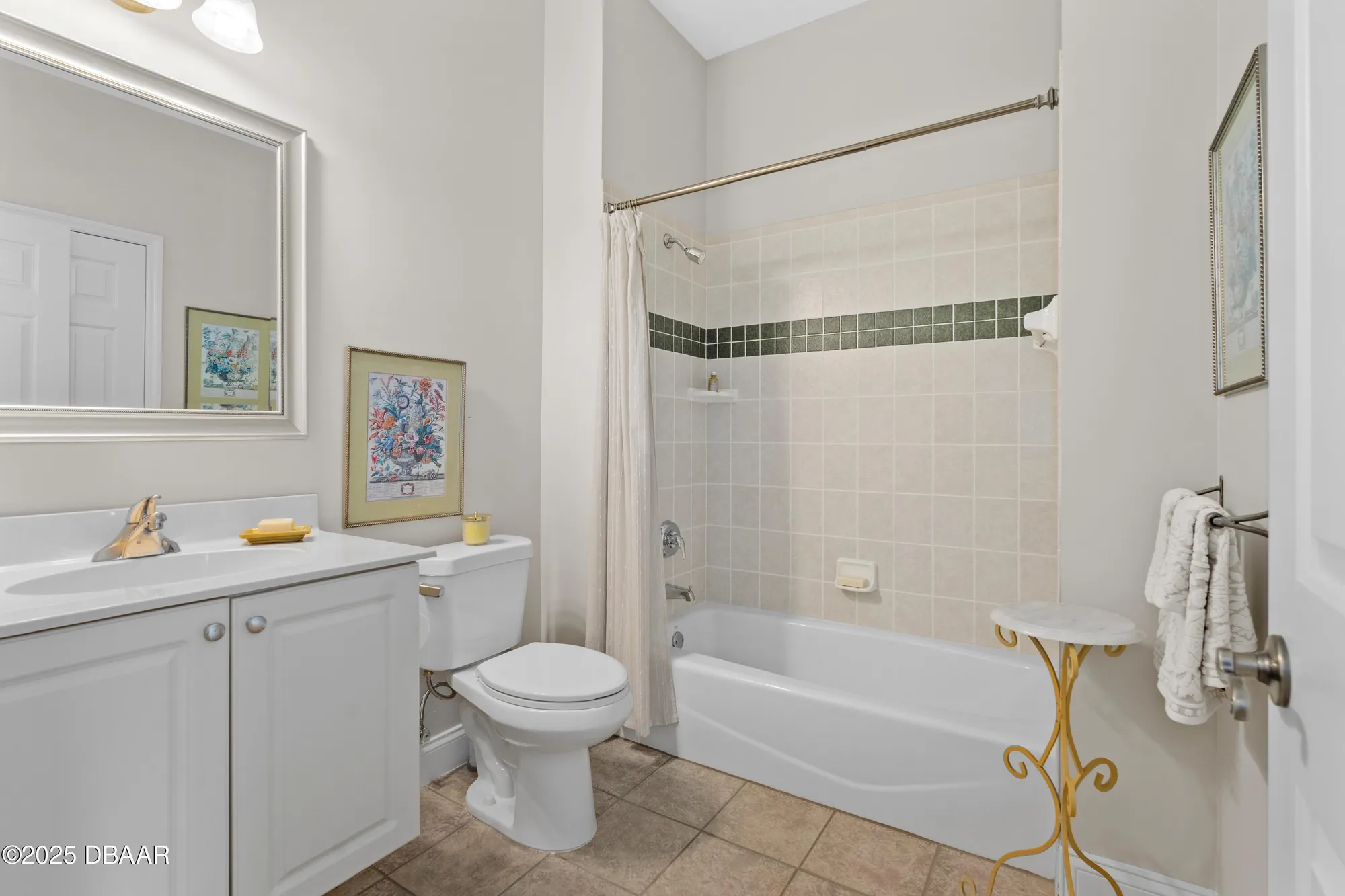 Property Slideshow image 23 of 41 | 3231 galty cir, Ormond Beach, FL, 32174