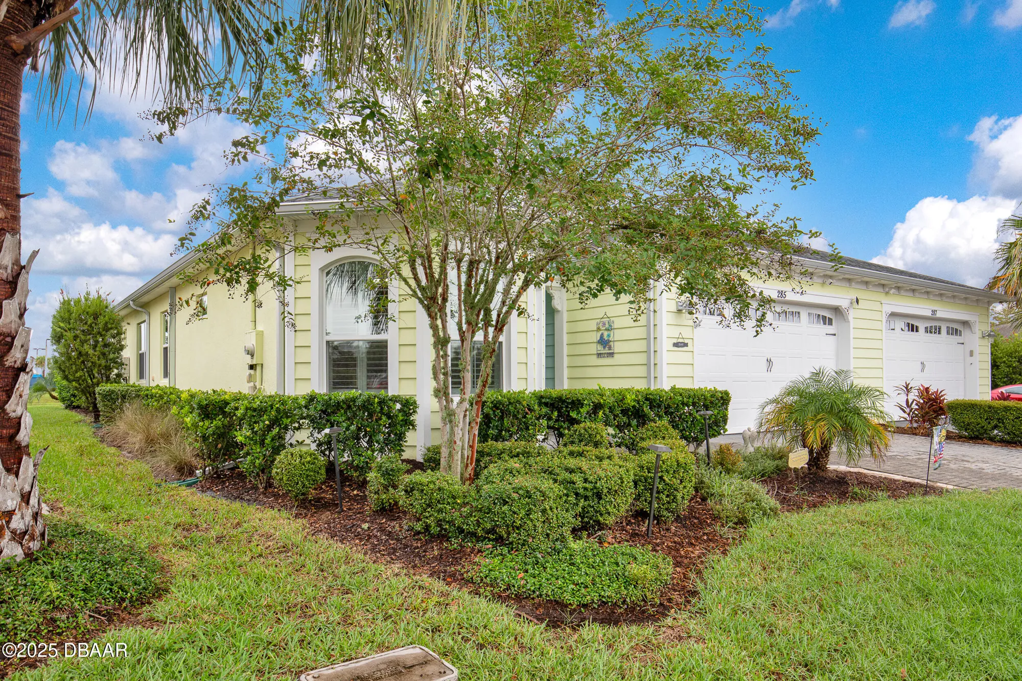 Property Slideshow image 2 of 86 | 285 island breeze ave, Daytona Beach, FL, 32124